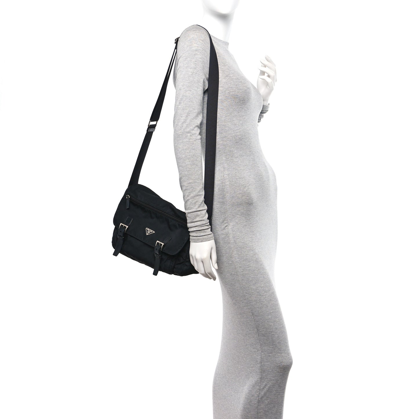 Nylon Vela Messenger Bag Black