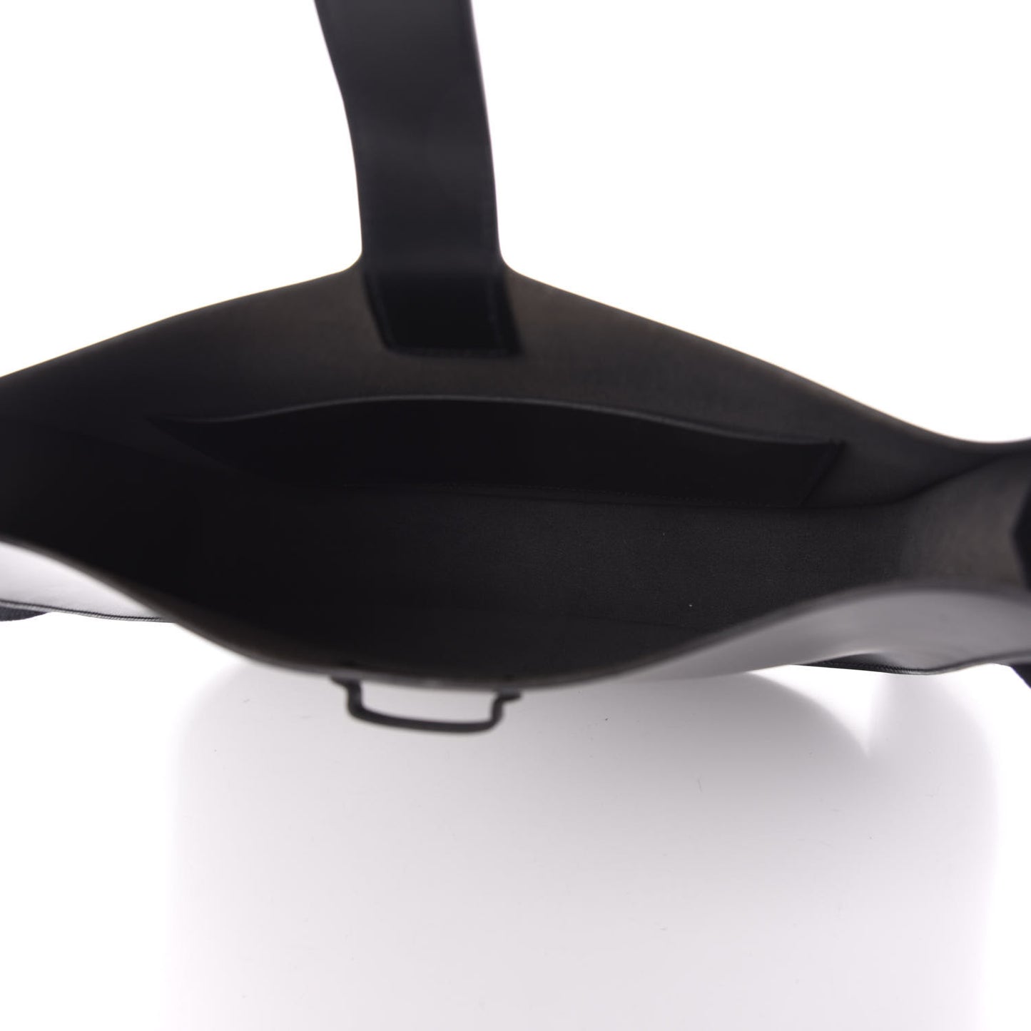 Vache Hunter Evelyne Sellier 29 PM Black