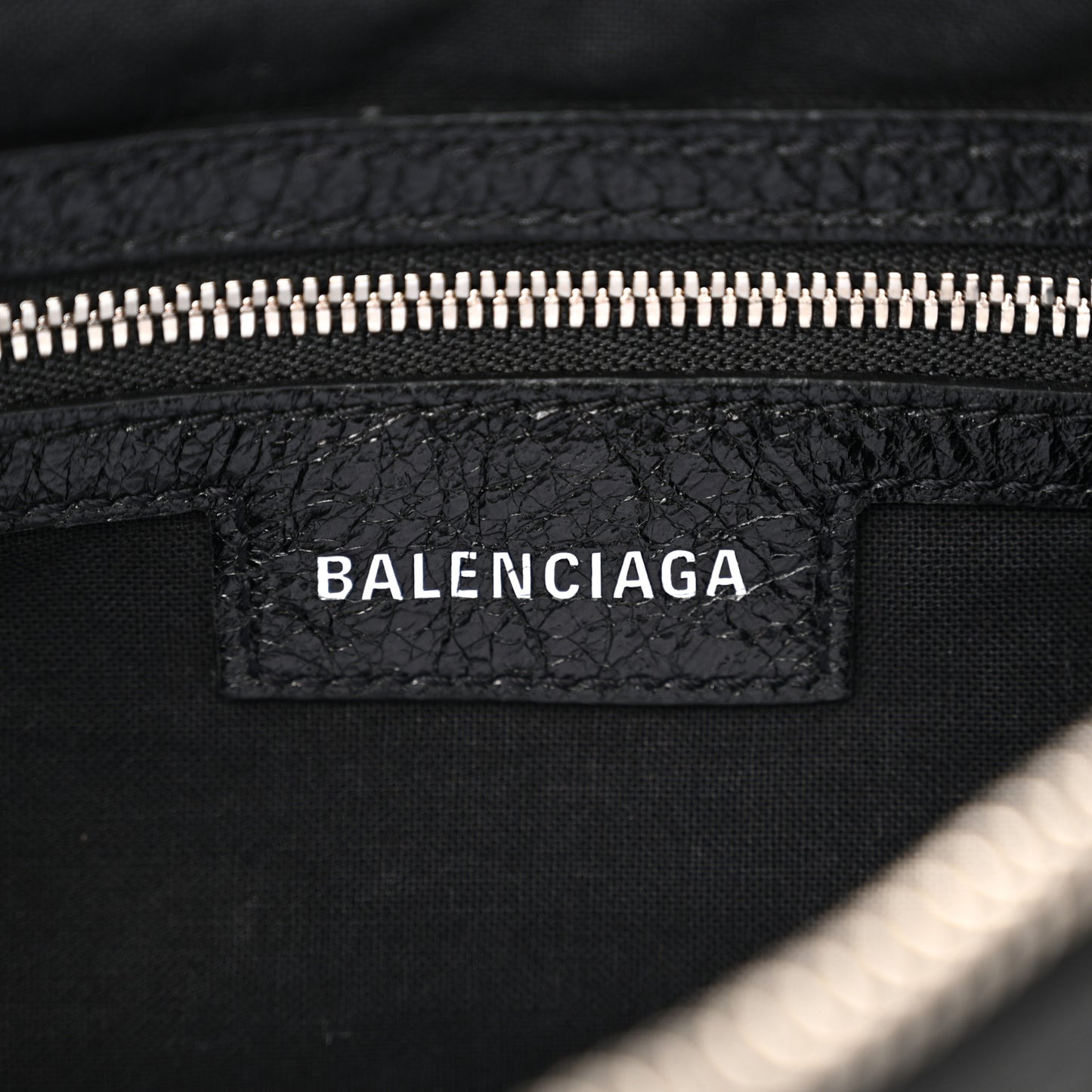 Agneau Arena Small Le Cagole Shoulder Bag Black