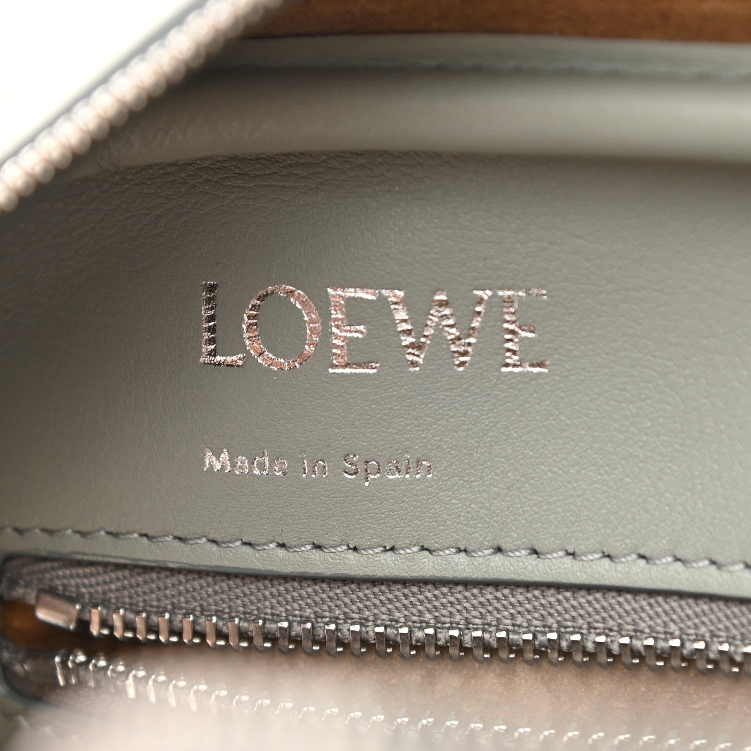 Loewe Calfskin Amazona 19 Ash Grey 6 of 9