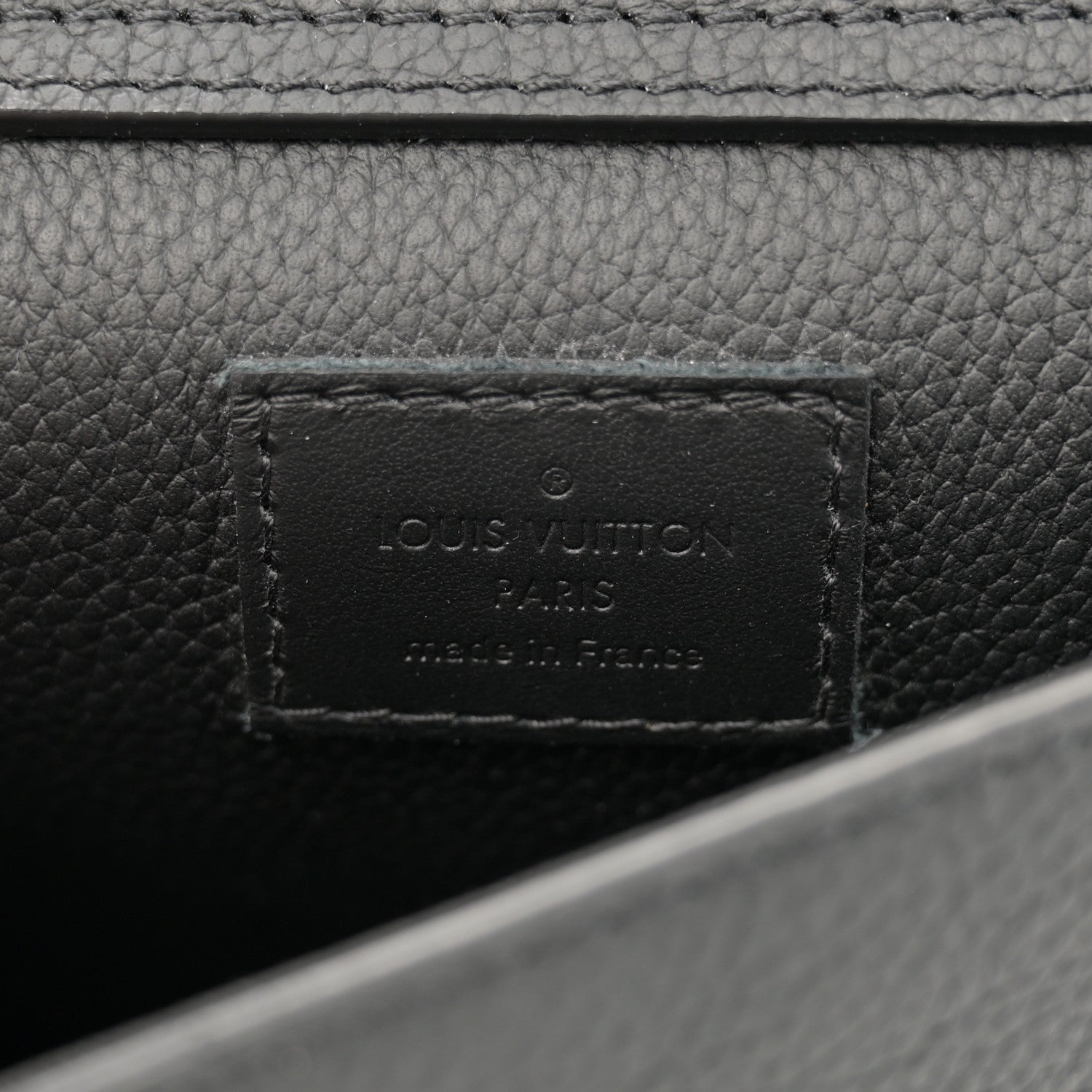 Louis Vuitton Grained Calfskin Aerogram Slingbag Black 7 of 14