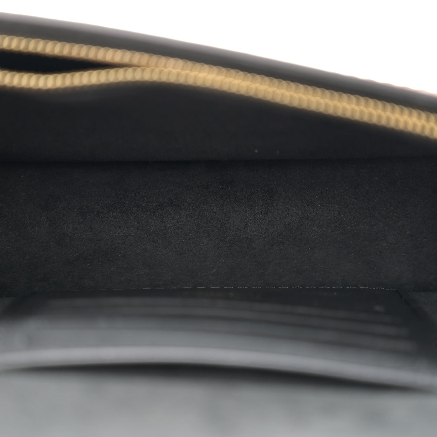 Reverse Monogram Dauphine Chain Wallet