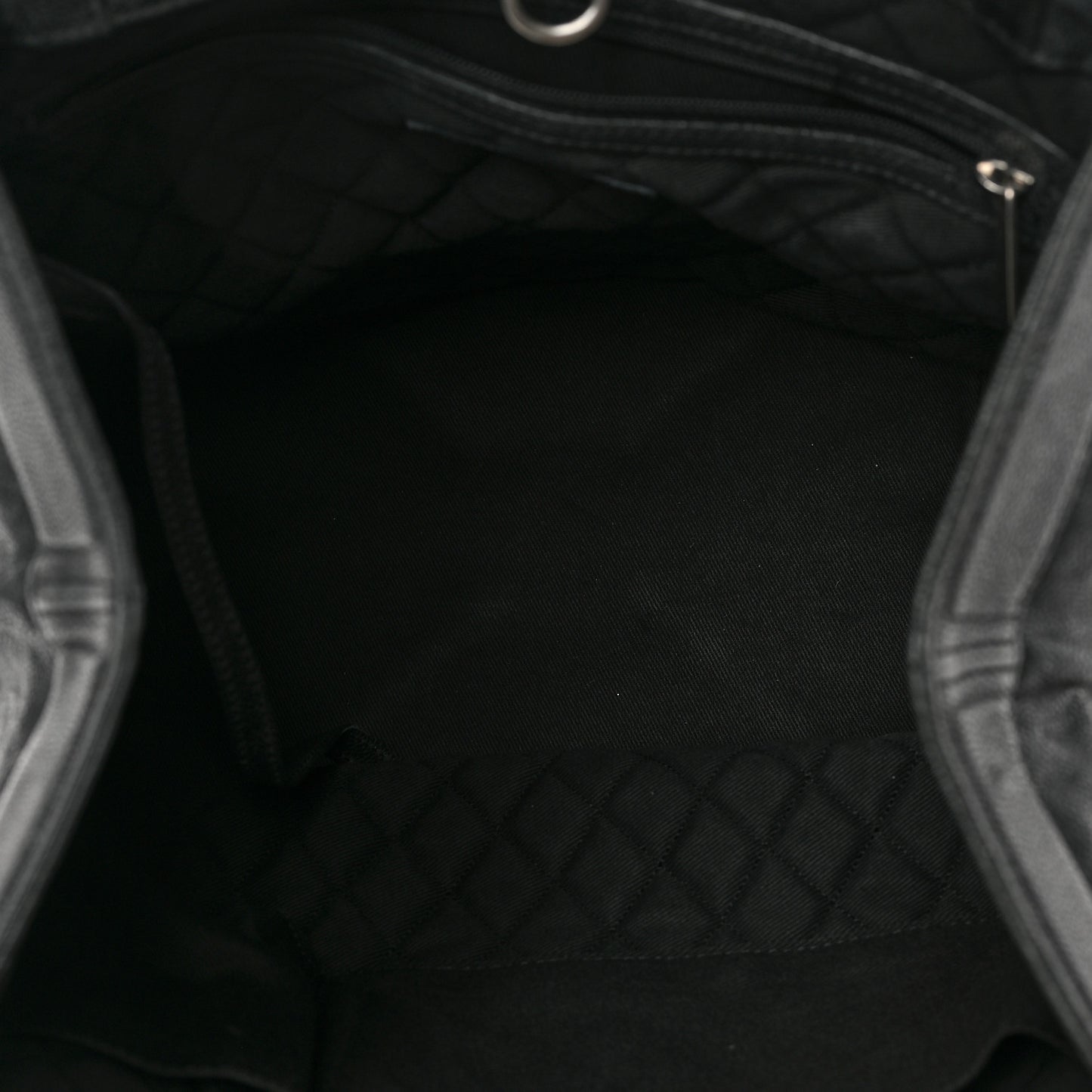 Caviar CC Shoulder Bag Black