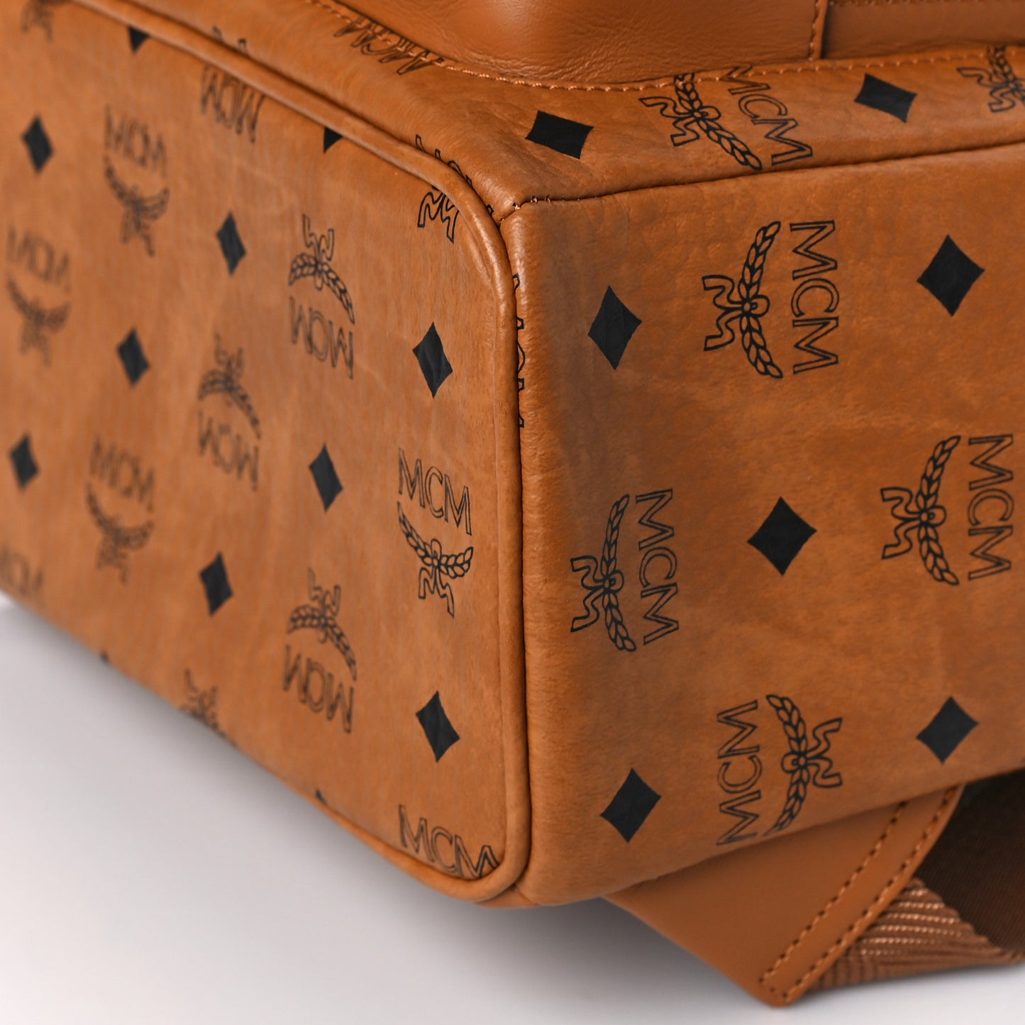 Visetos Small Stark Backpack Cognac