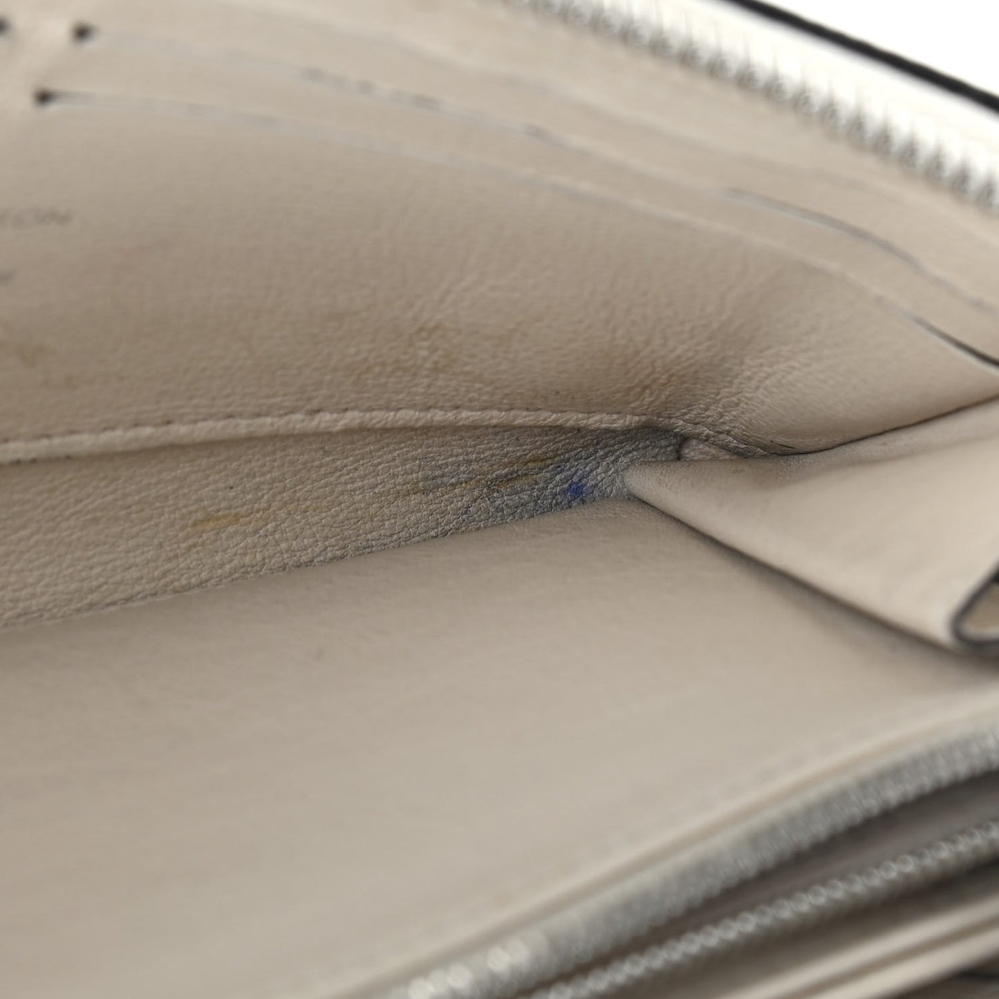 Mahina Zippy Wallet Ivory