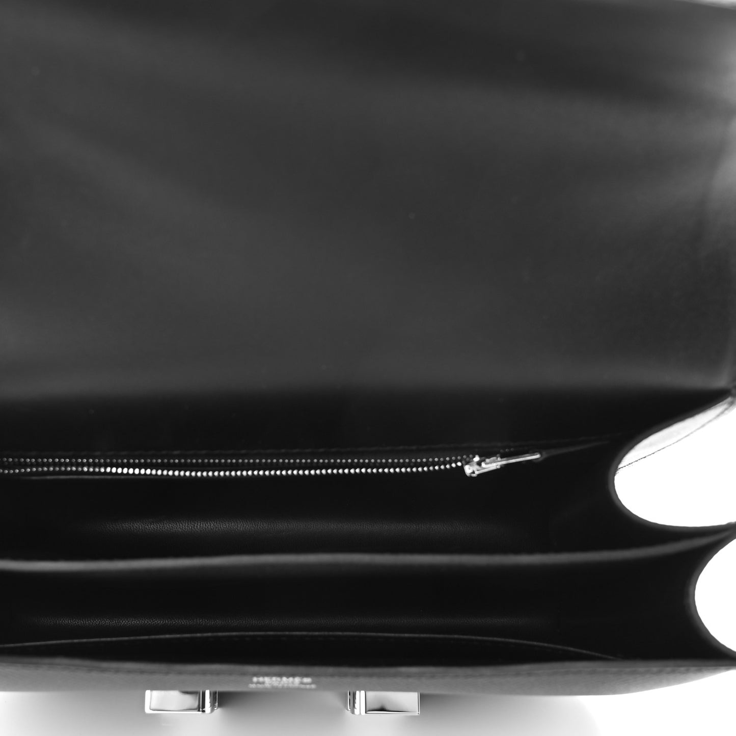 Epsom Constance 24 Black