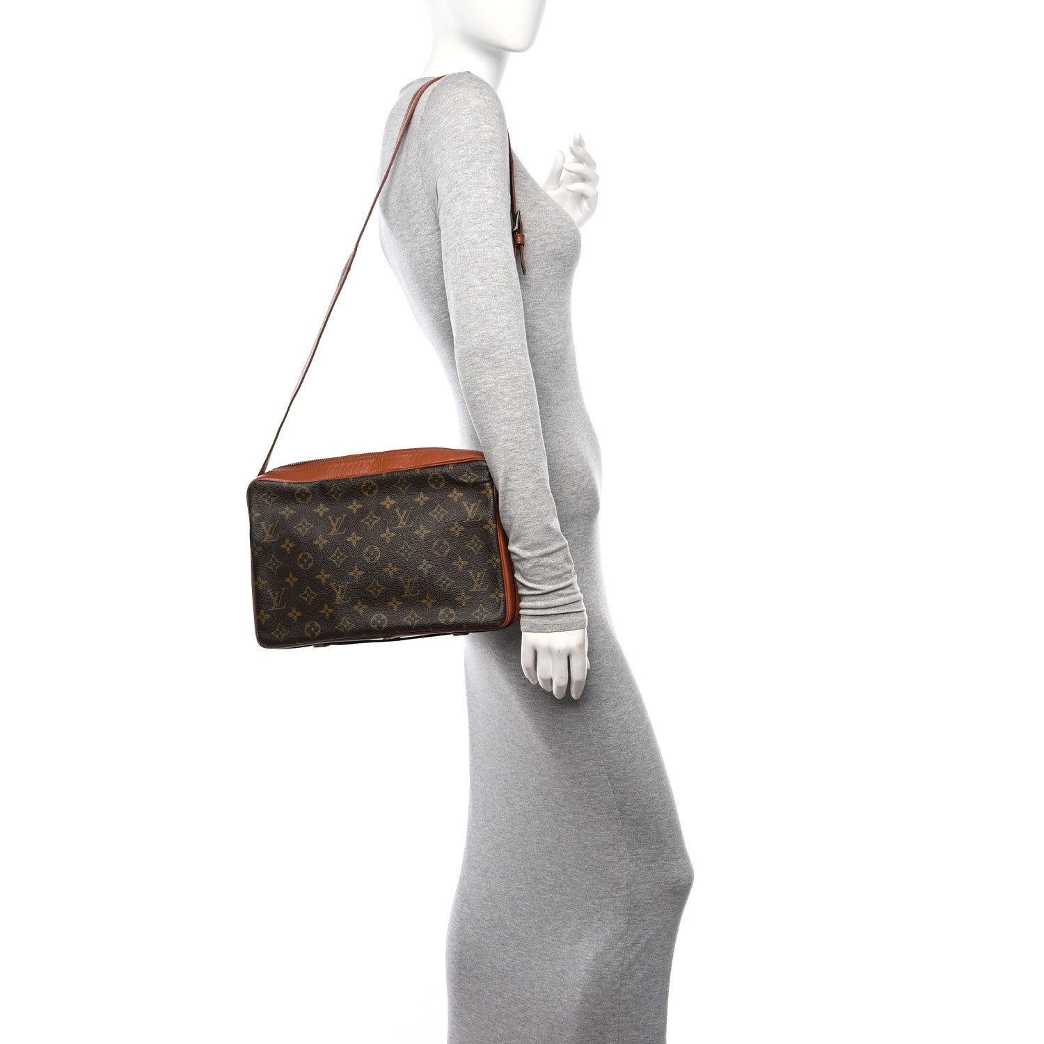 Louis Vuitton Monogram Sac Bandouliere 2 of 15