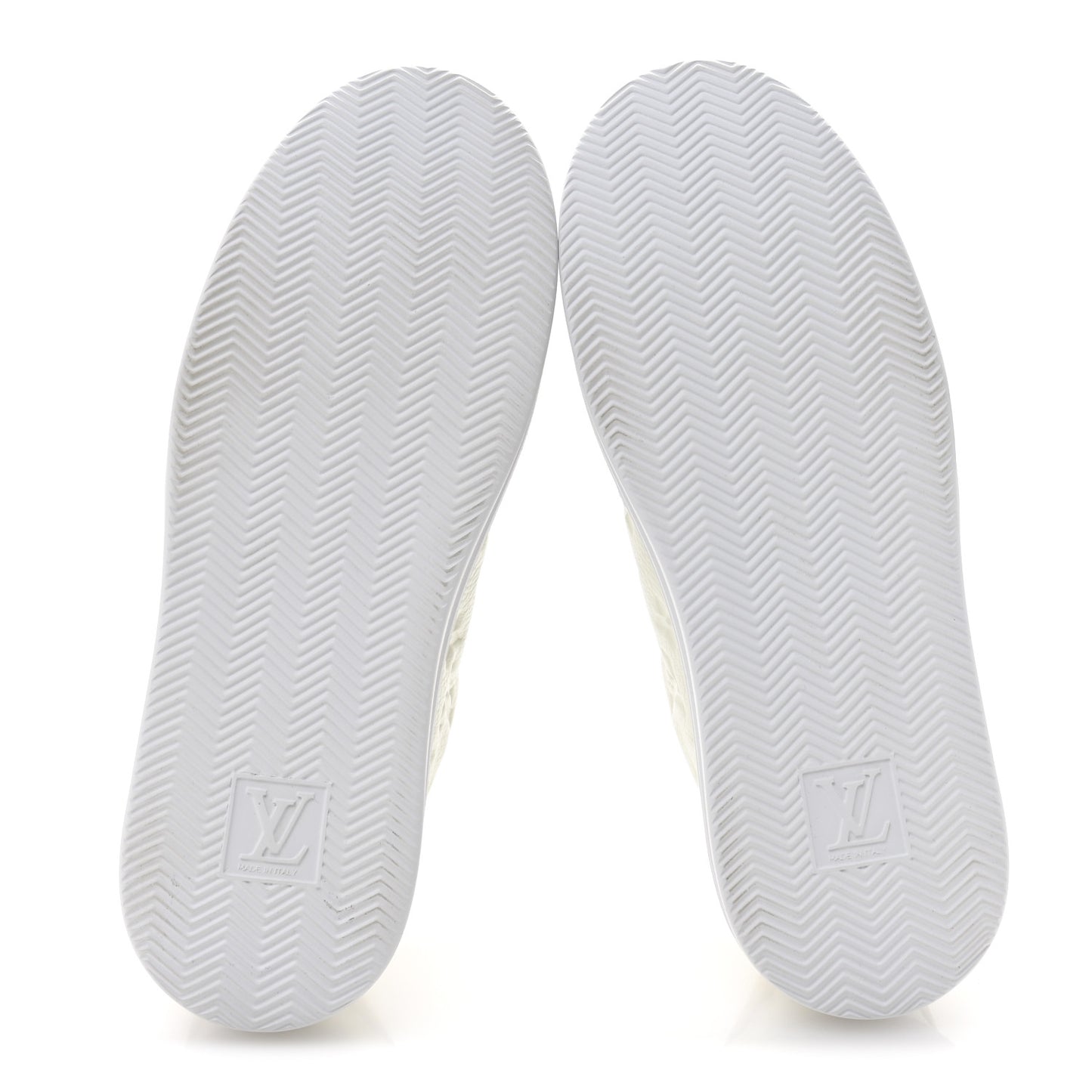 Grained Calfskin Embossed Monogram Mens Beverly Hills Sneakers 8.5 White