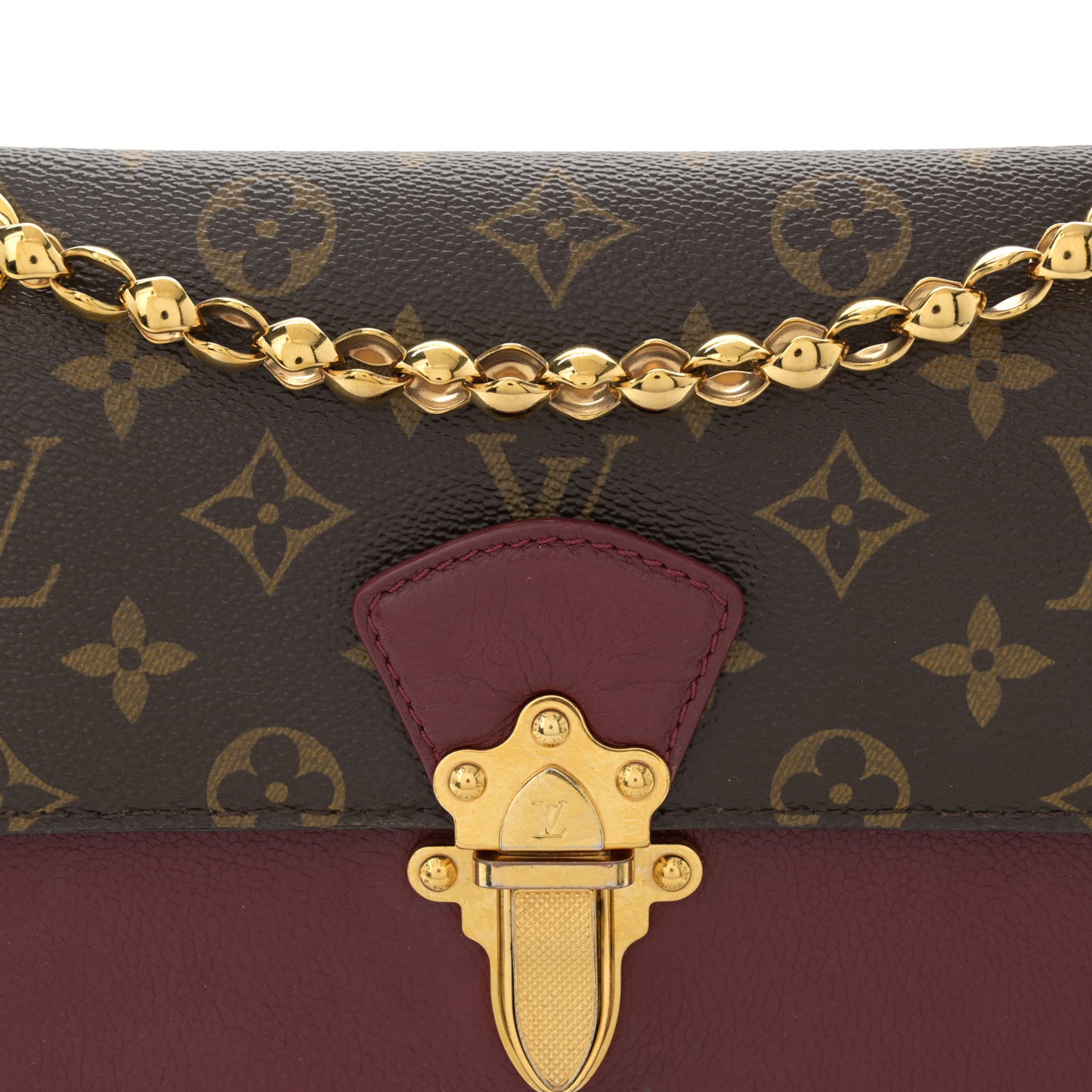 Monogram Victoire Raisin