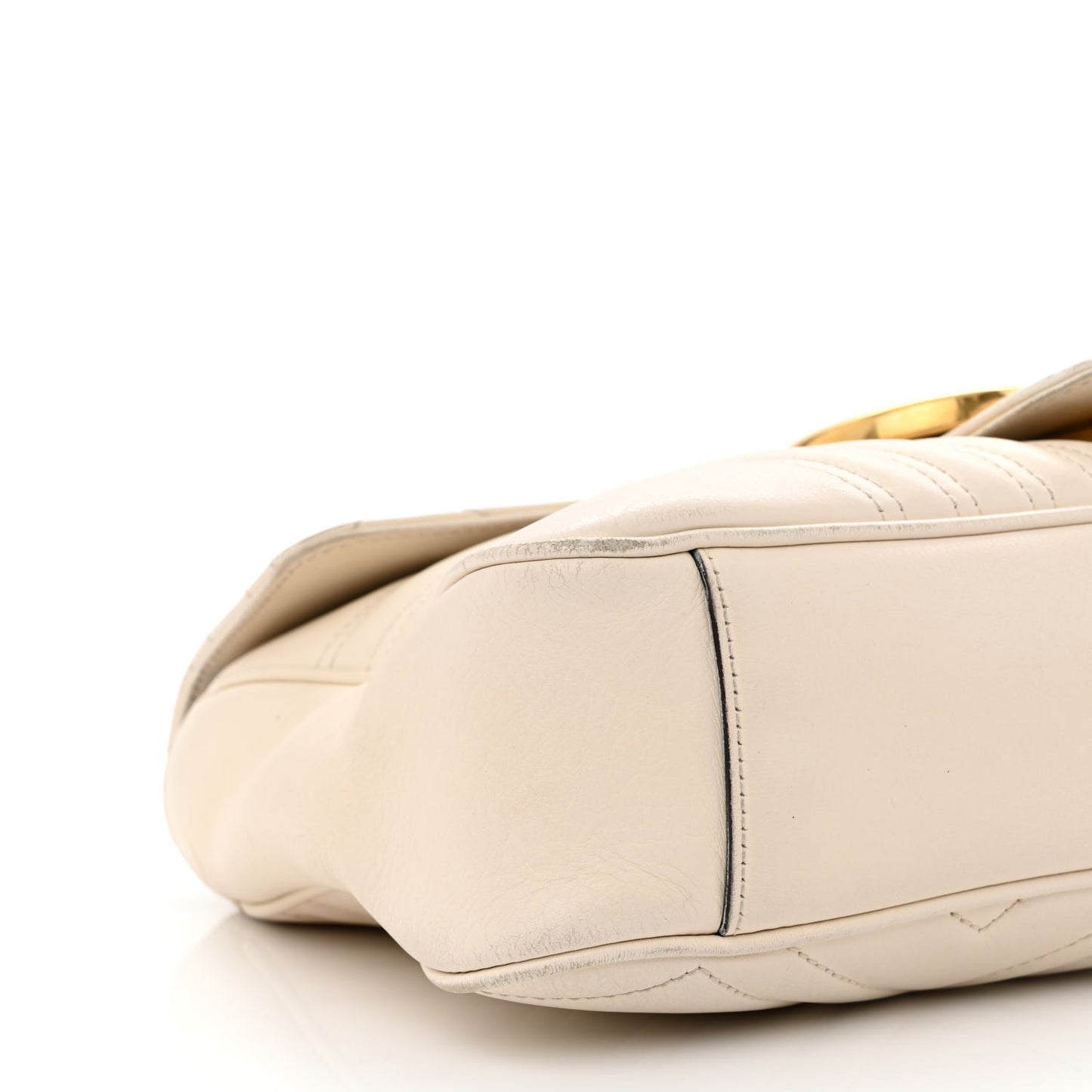 Calfskin Matelasse Medium GG Marmont Shoulder Bag White