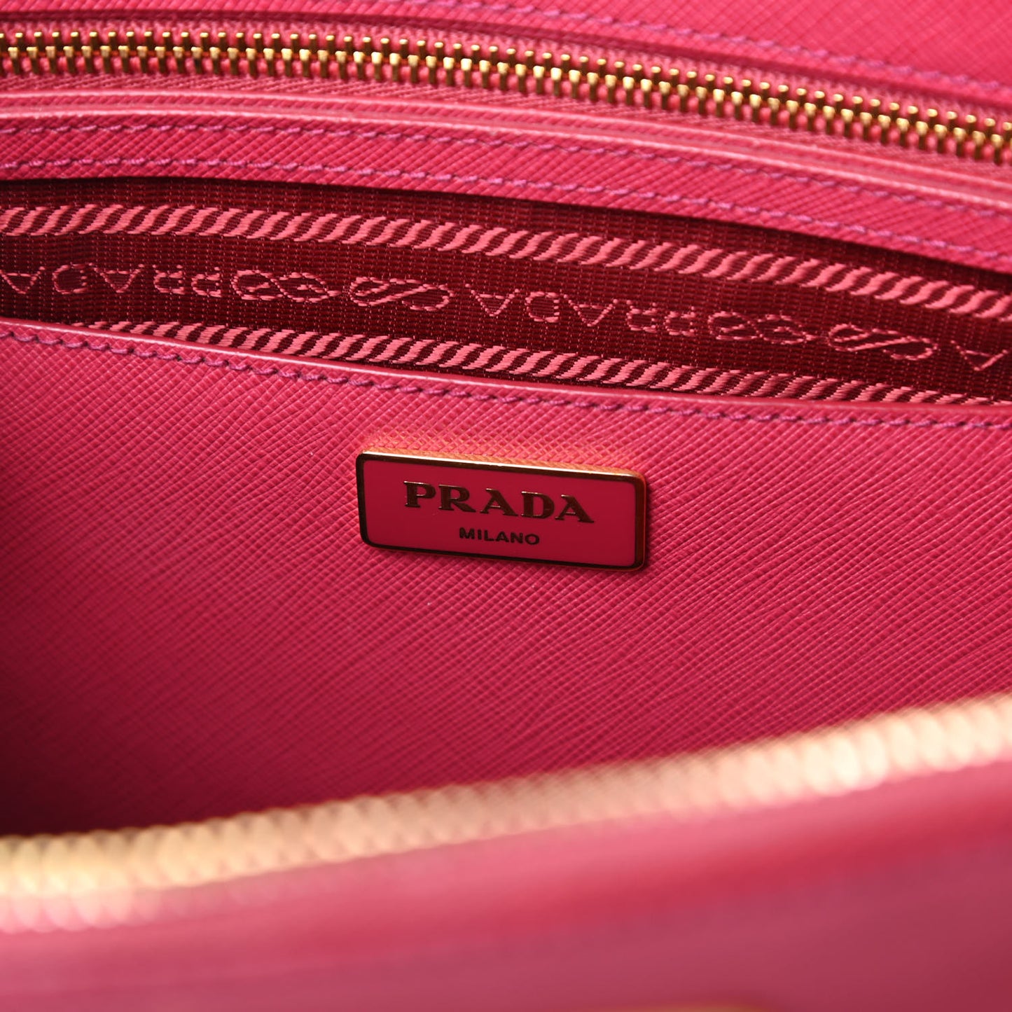 Saffiano Large Galleria Double Zip Tote Peonia