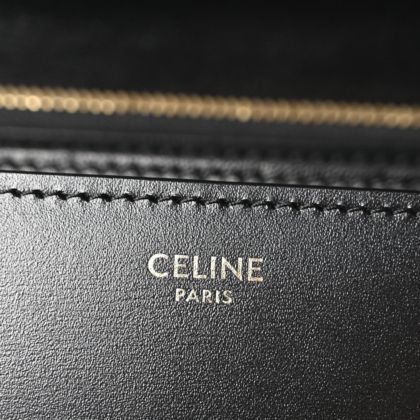 Box Calfskin Medium Classic Box Flap Bag Black