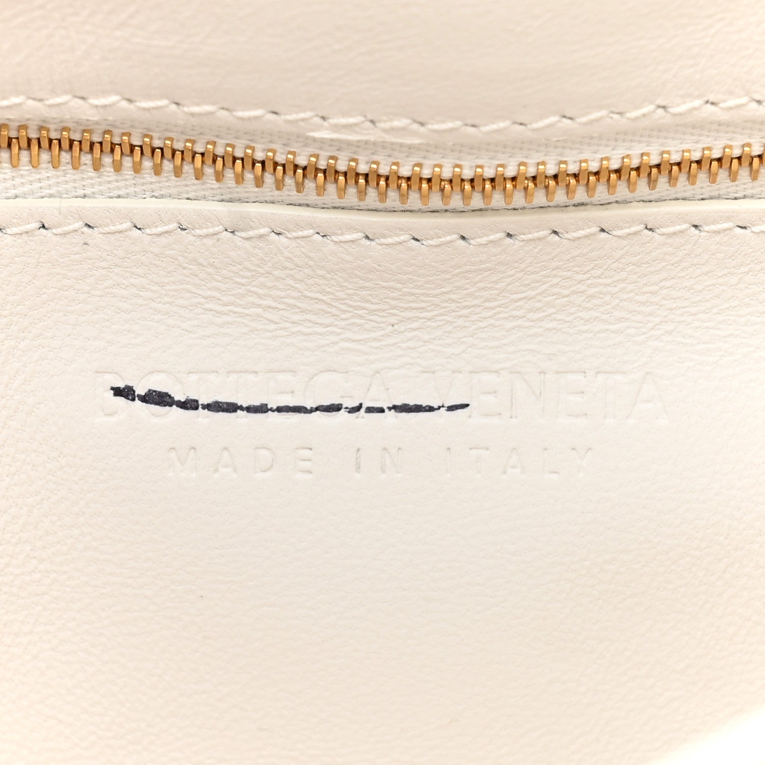 Bottega Veneta Lambskin Maxi Intreccio Padded Chain Cassette Crossbody Bag White 6 of 15