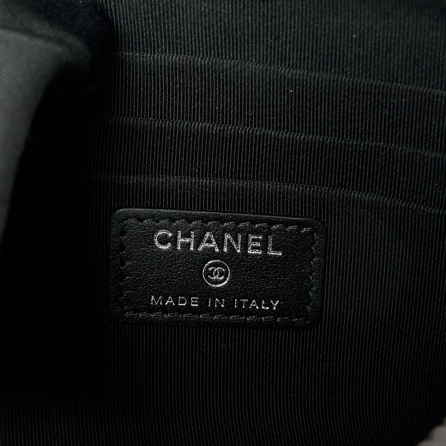 Aged Calfskin Quilted Medium Reissue Cosmetic Case So Black