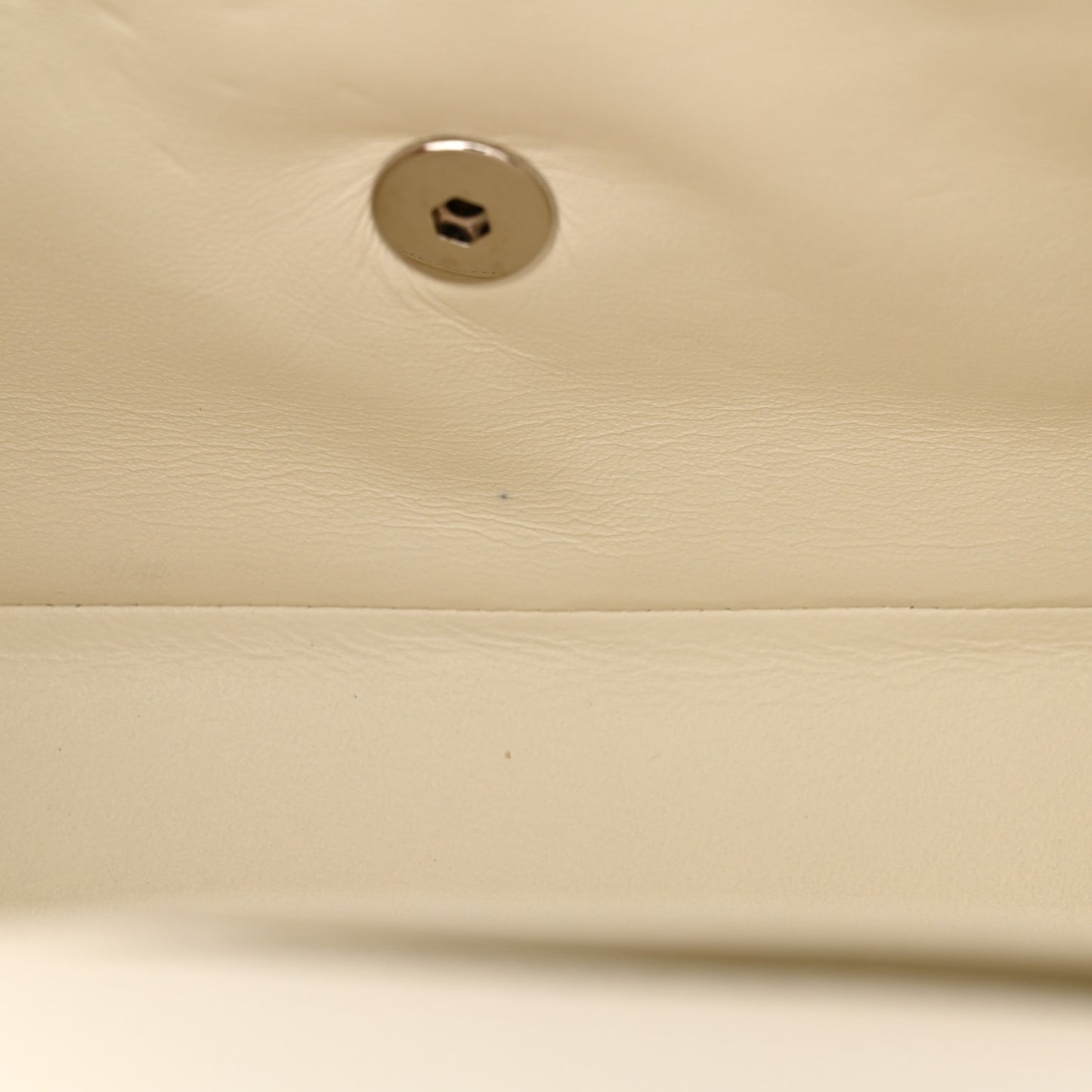 Caviar Quilted Jumbo Single Flap White