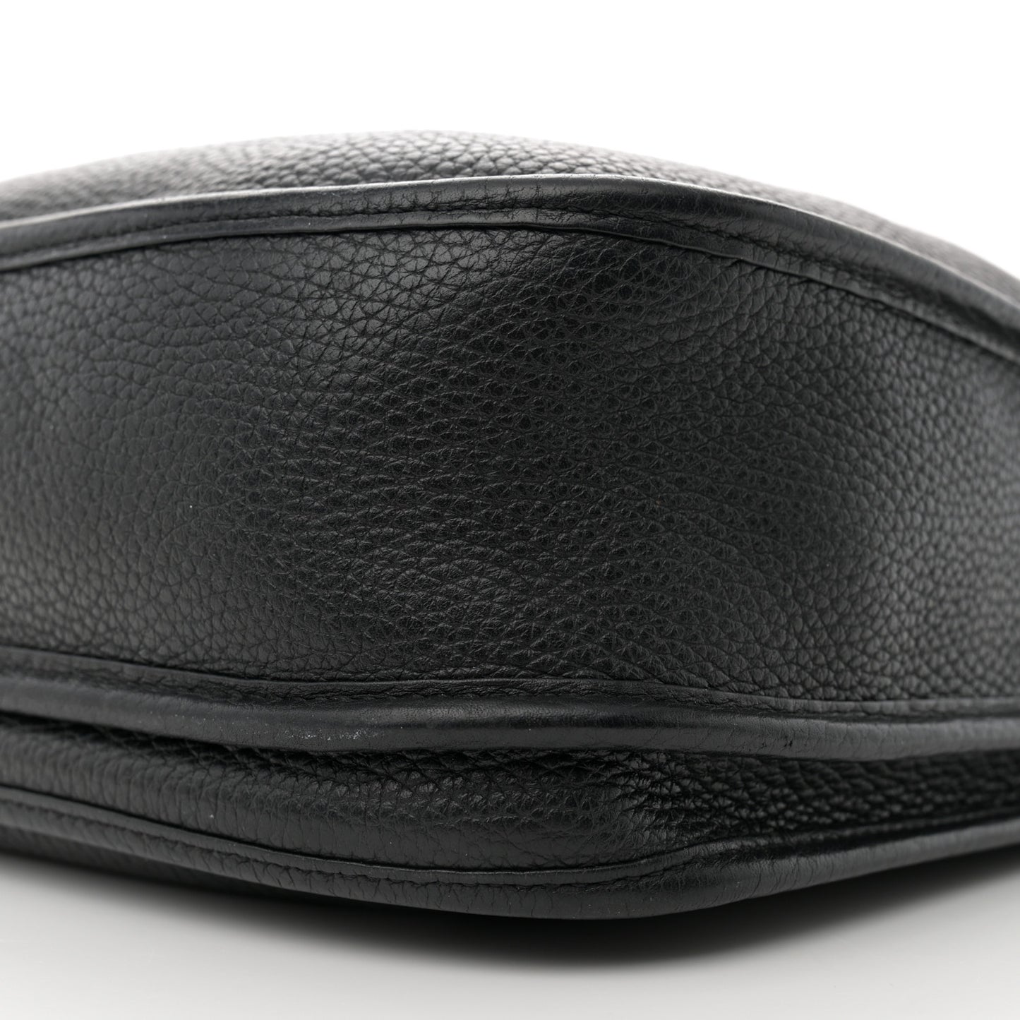 Taurillon Clemence Evelyne III PM Black