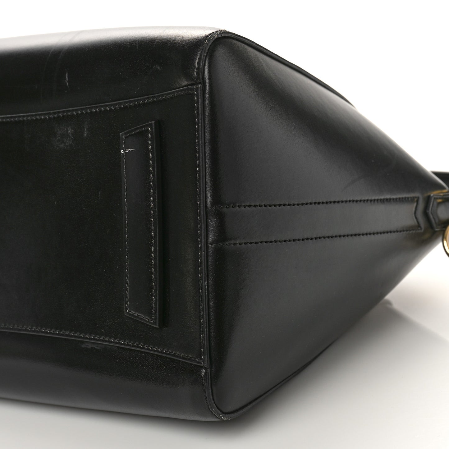 Shiny Lord Calfskin Medium Antigona Black