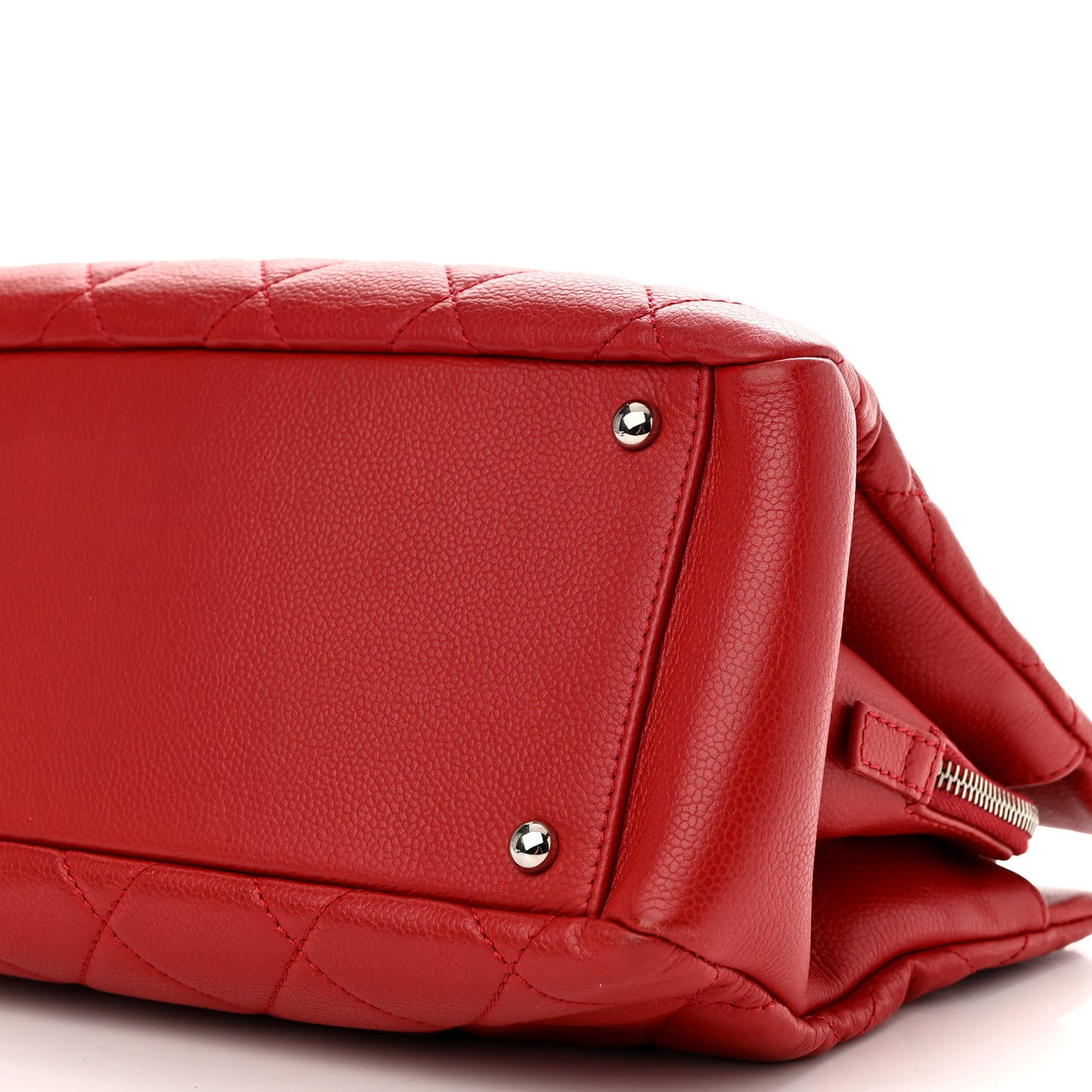 Caviar Quilted Timeless CC Soft Tote Red