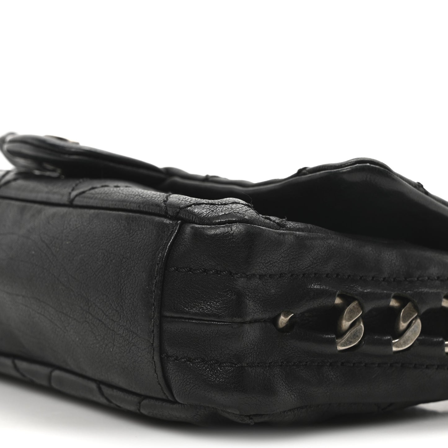 Calfskin Quilted Medium Modern Chain Flap Black