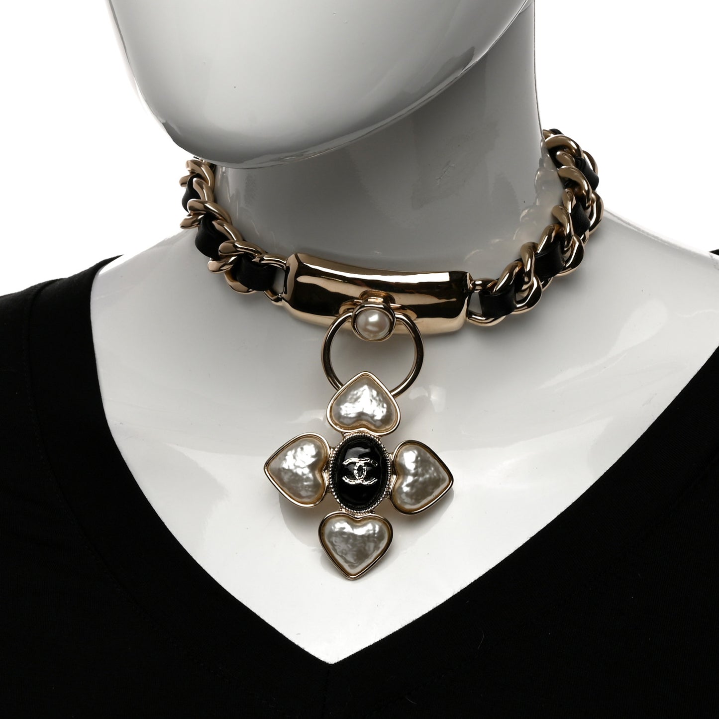 Lambskin Pearl Resin CC Choker Gold Black