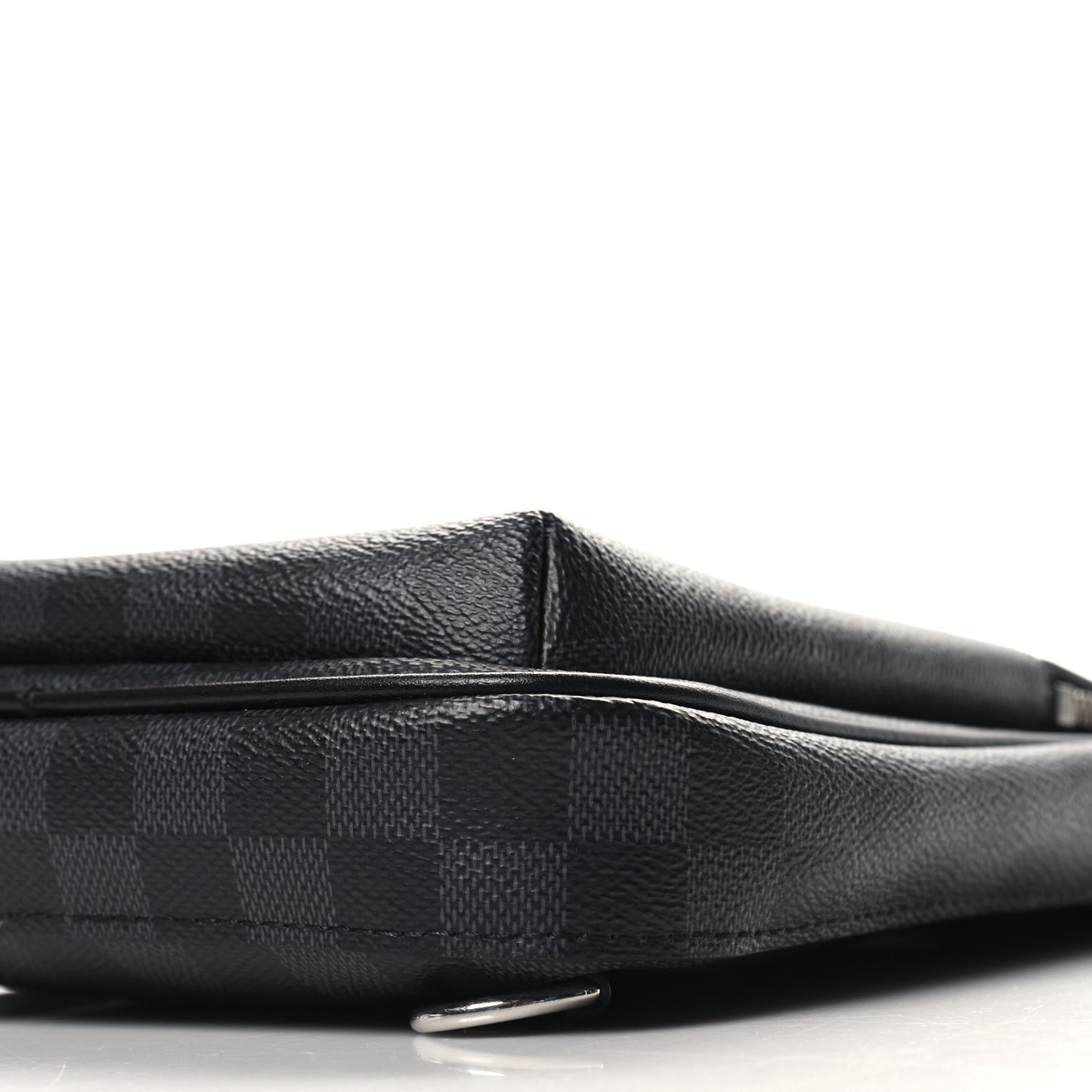 Damier Graphite Avenue Sling Bag NM