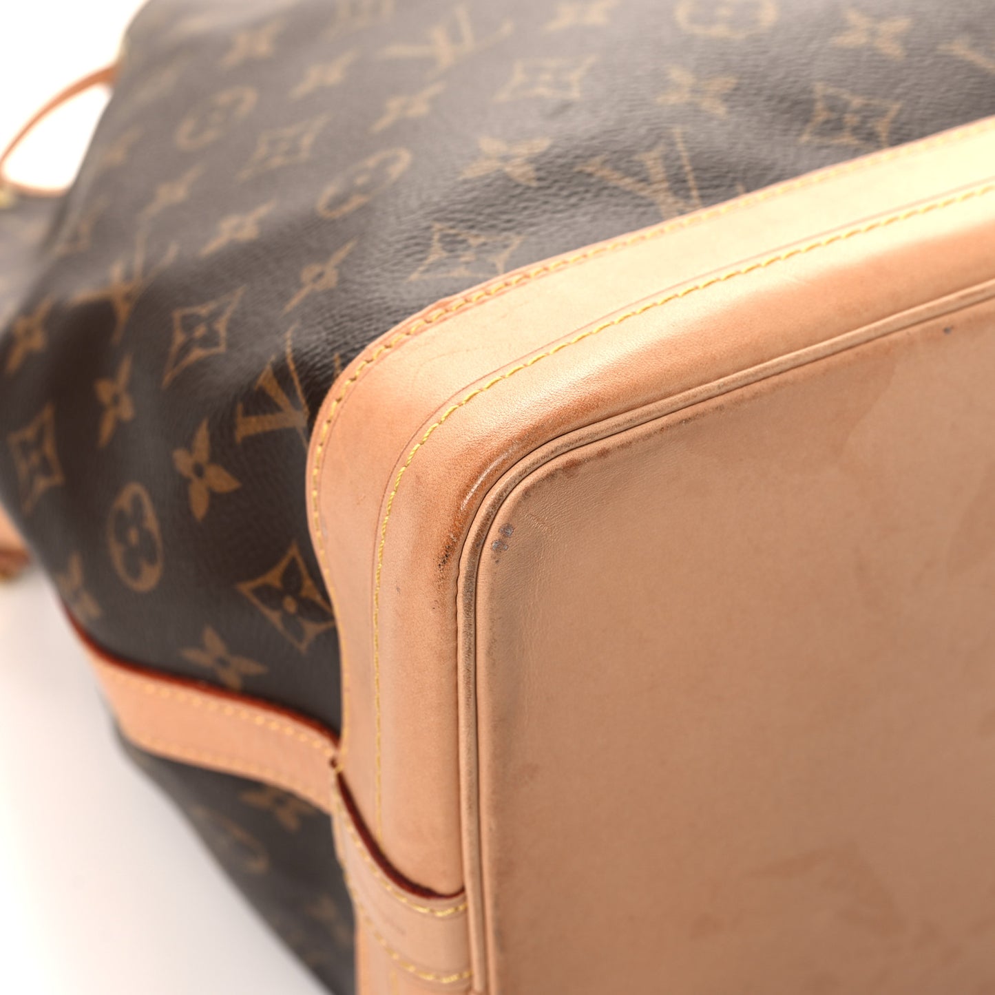 Monogram Noe