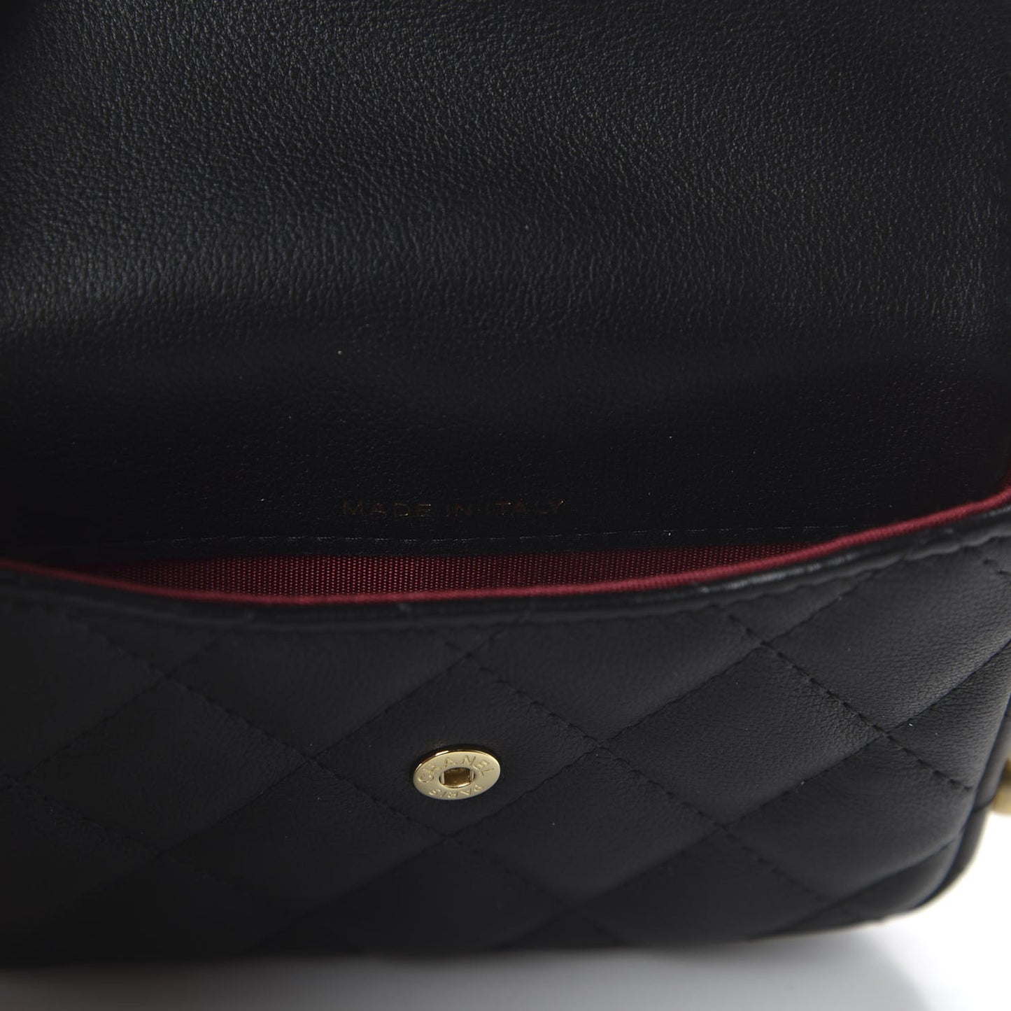 Calfskin Quilted About Pearls Card Holder Flap With Chain Black