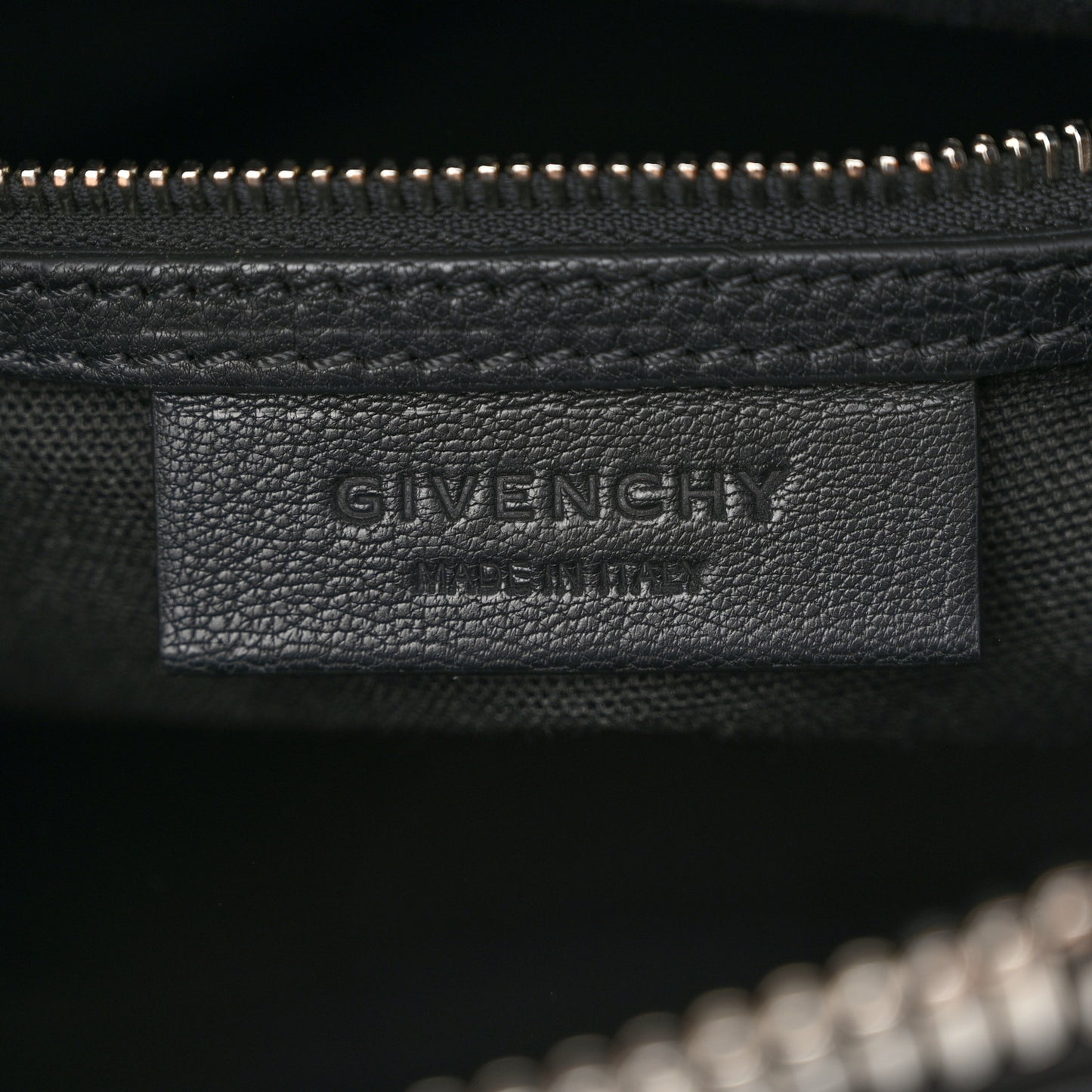 Sugar Goatskin Small Antigona Black