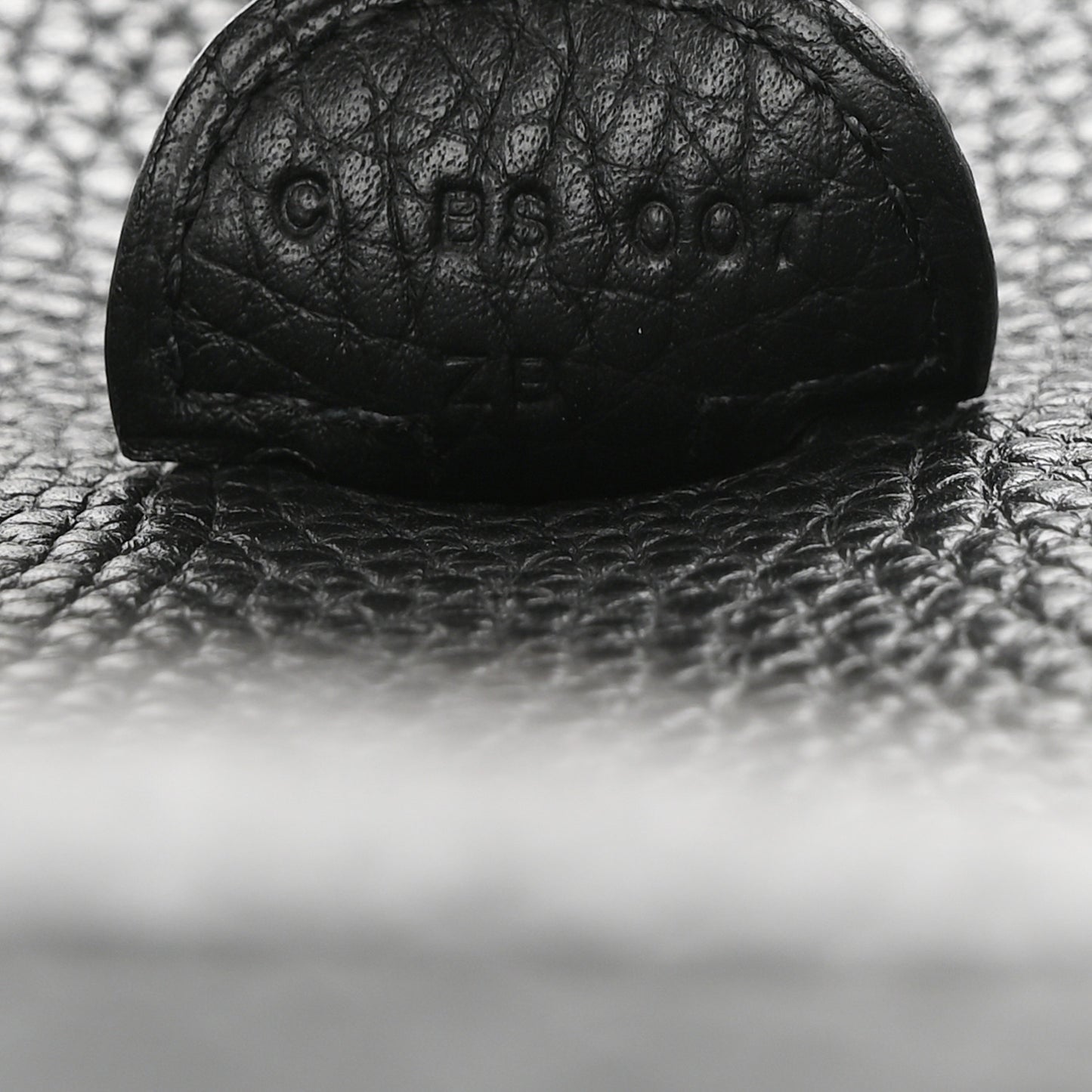 Taurillon Clemence Evelyne III PM Black