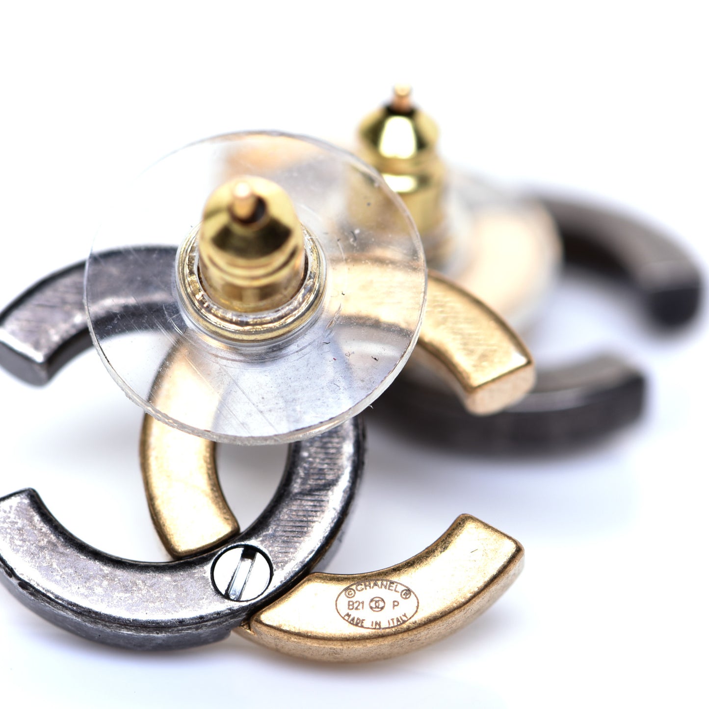 Metal CC Earrings Gold Ruthenium