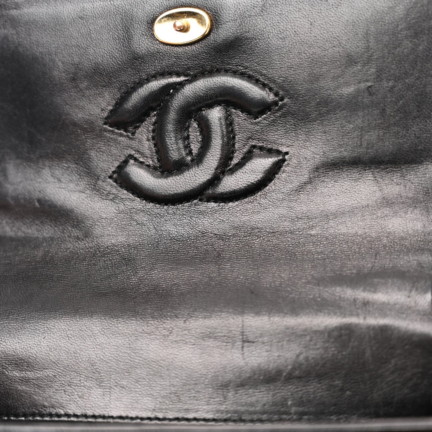 Shiny Crocodile Flap Black
