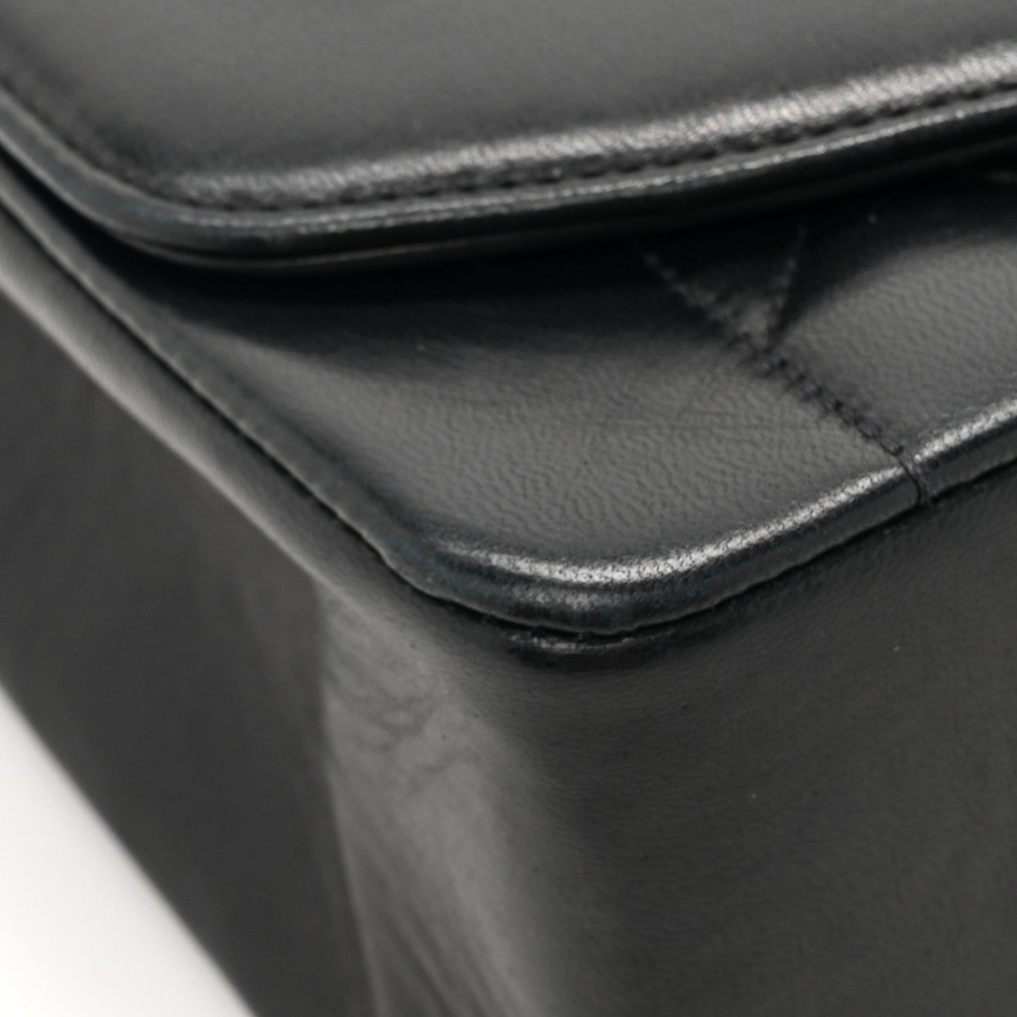 Lambskin Quilted Medium Single Flap Black