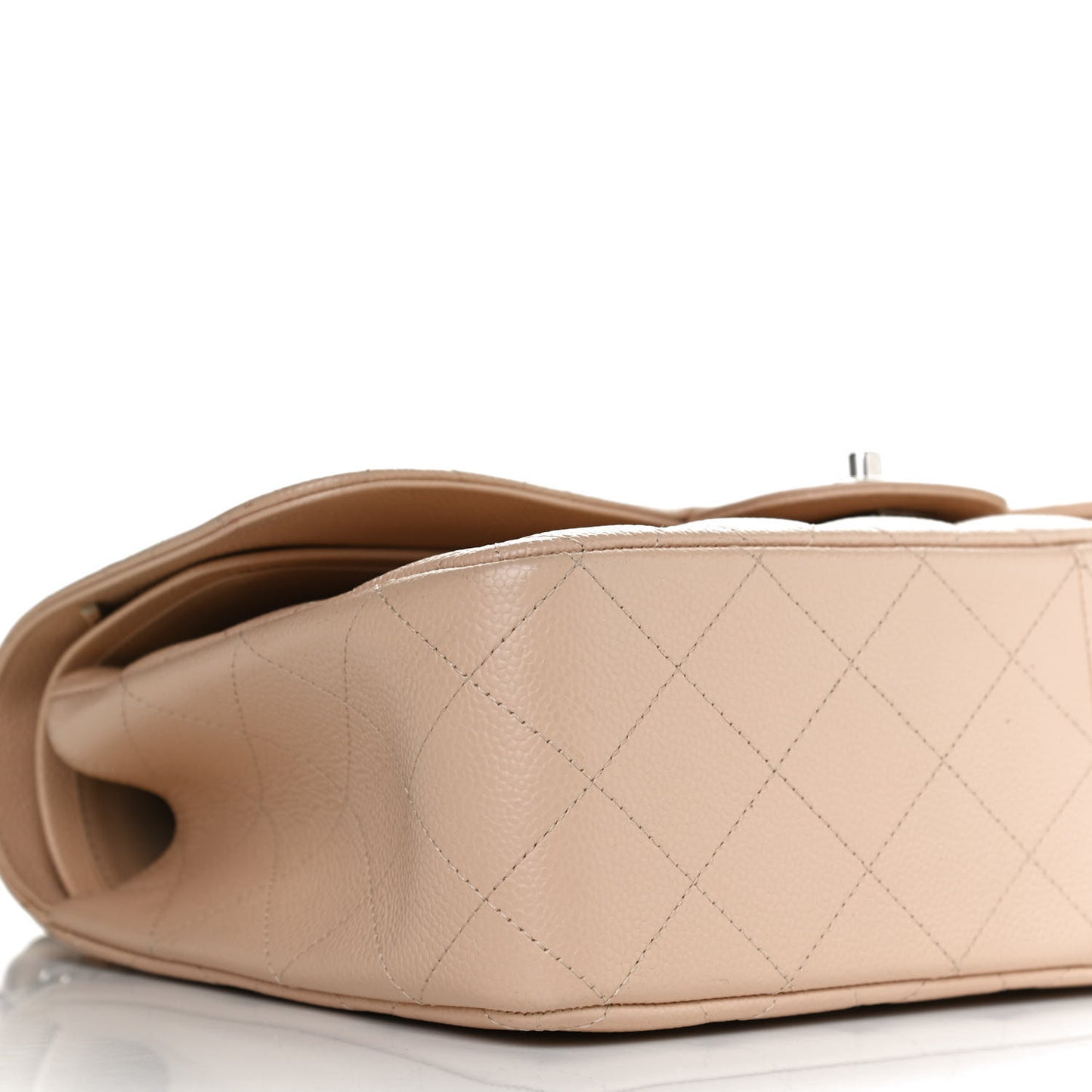 Caviar Quilted Jumbo Double Flap Beige Clair
