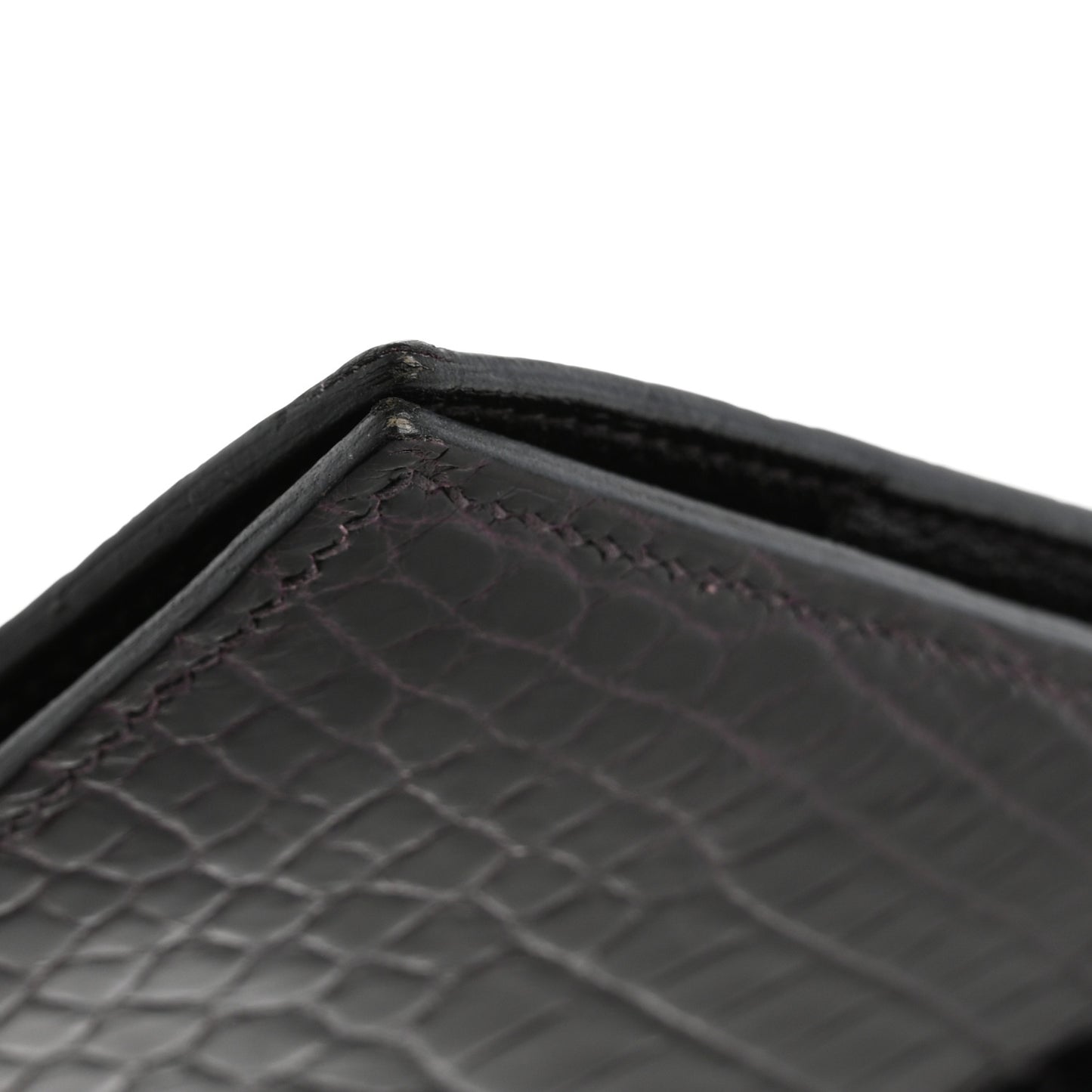 Shiny Alligator Bearn Gusset Wallet Aubergine
