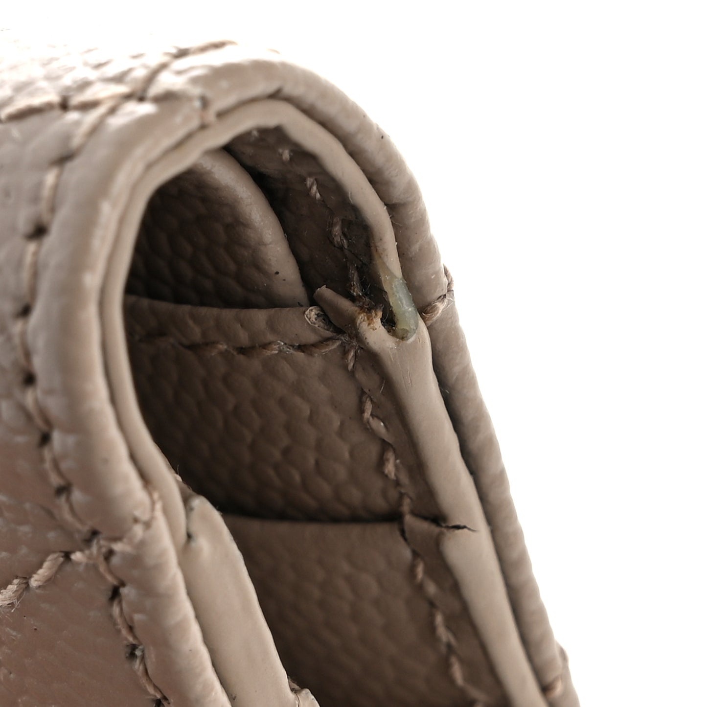 Grain De Poudre Matelasse Chevron Monogram Zipped Card Case Dark Beige