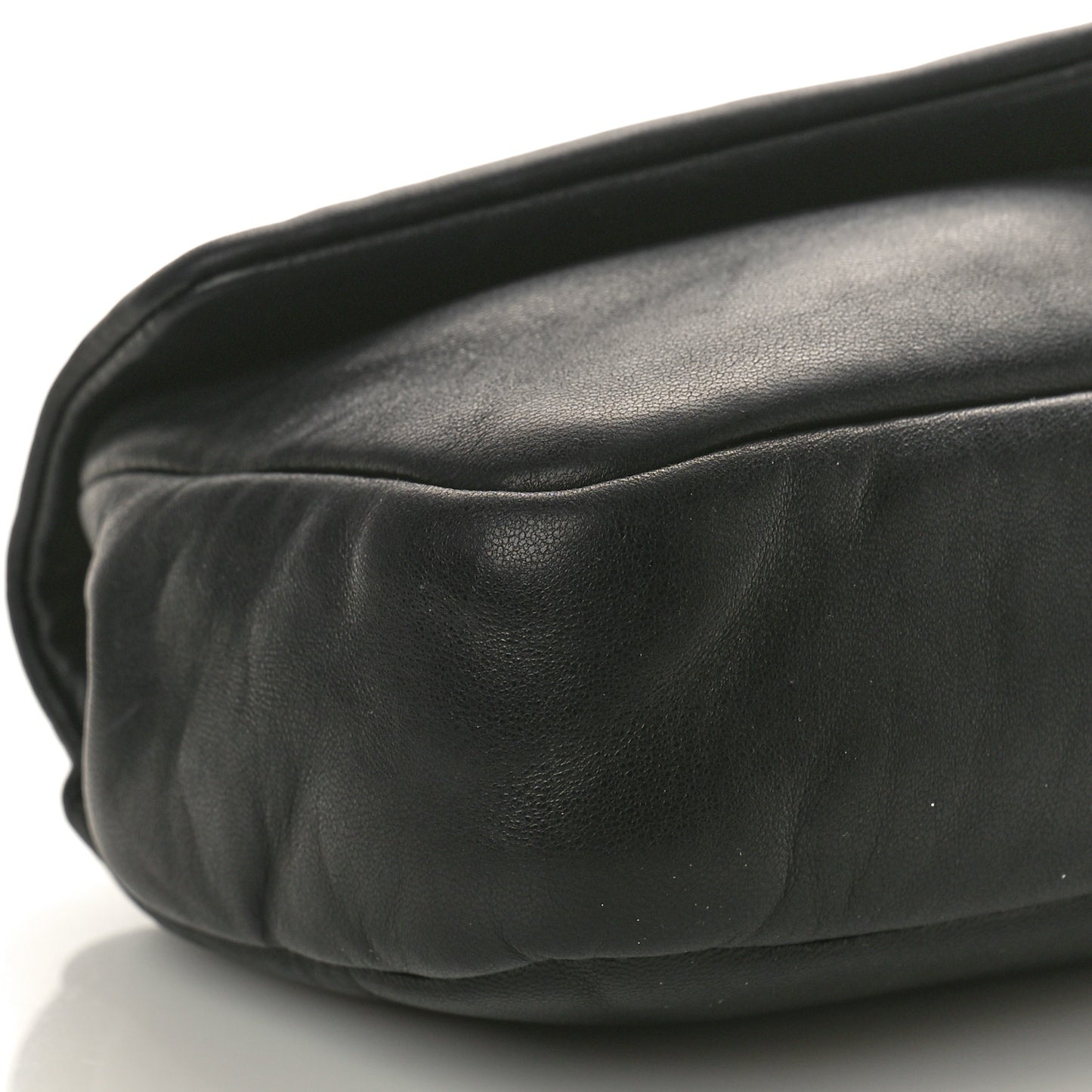 Grained Lambskin Calypso Black