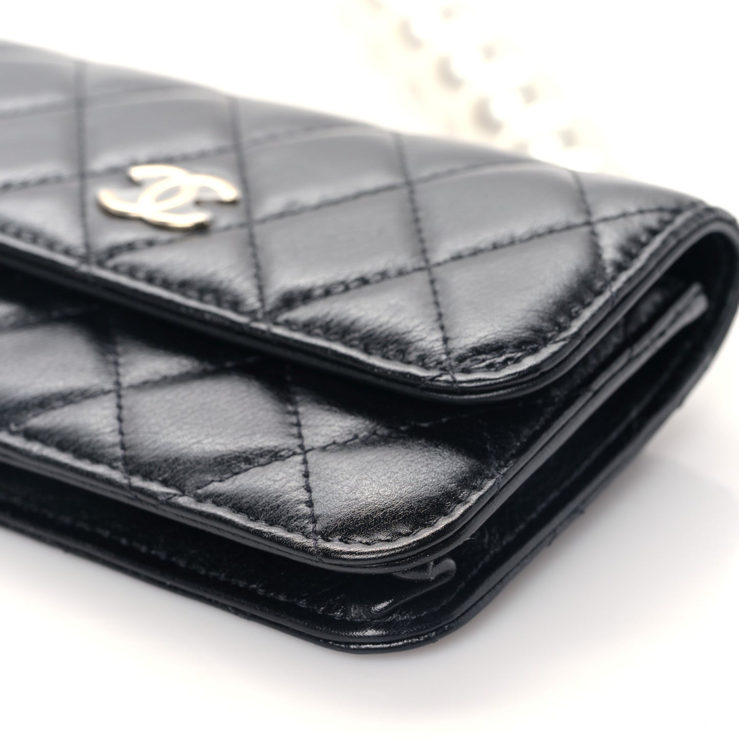 Calfskin Quilted Mini Maxi Pearls Wallet On Chain WOC Black