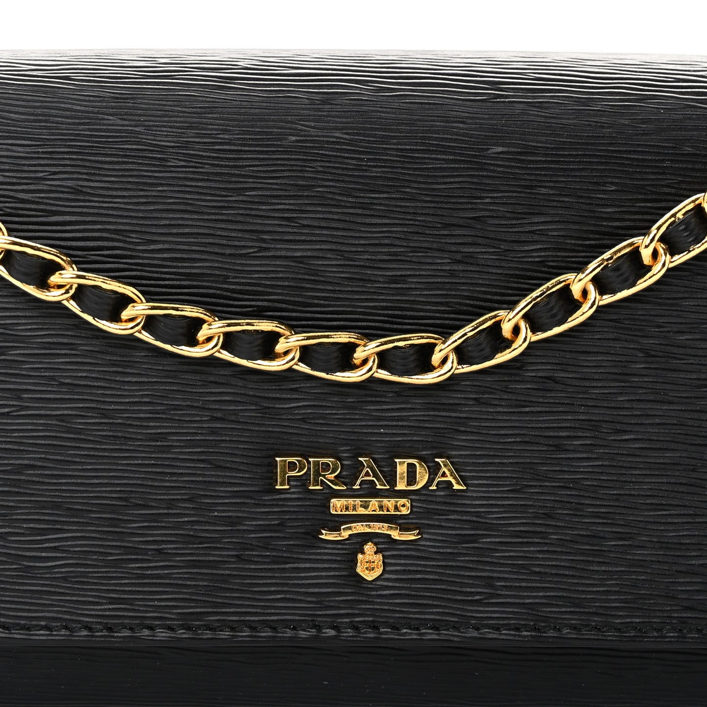 Vitello Move Metal Oro Chain Wallet Black