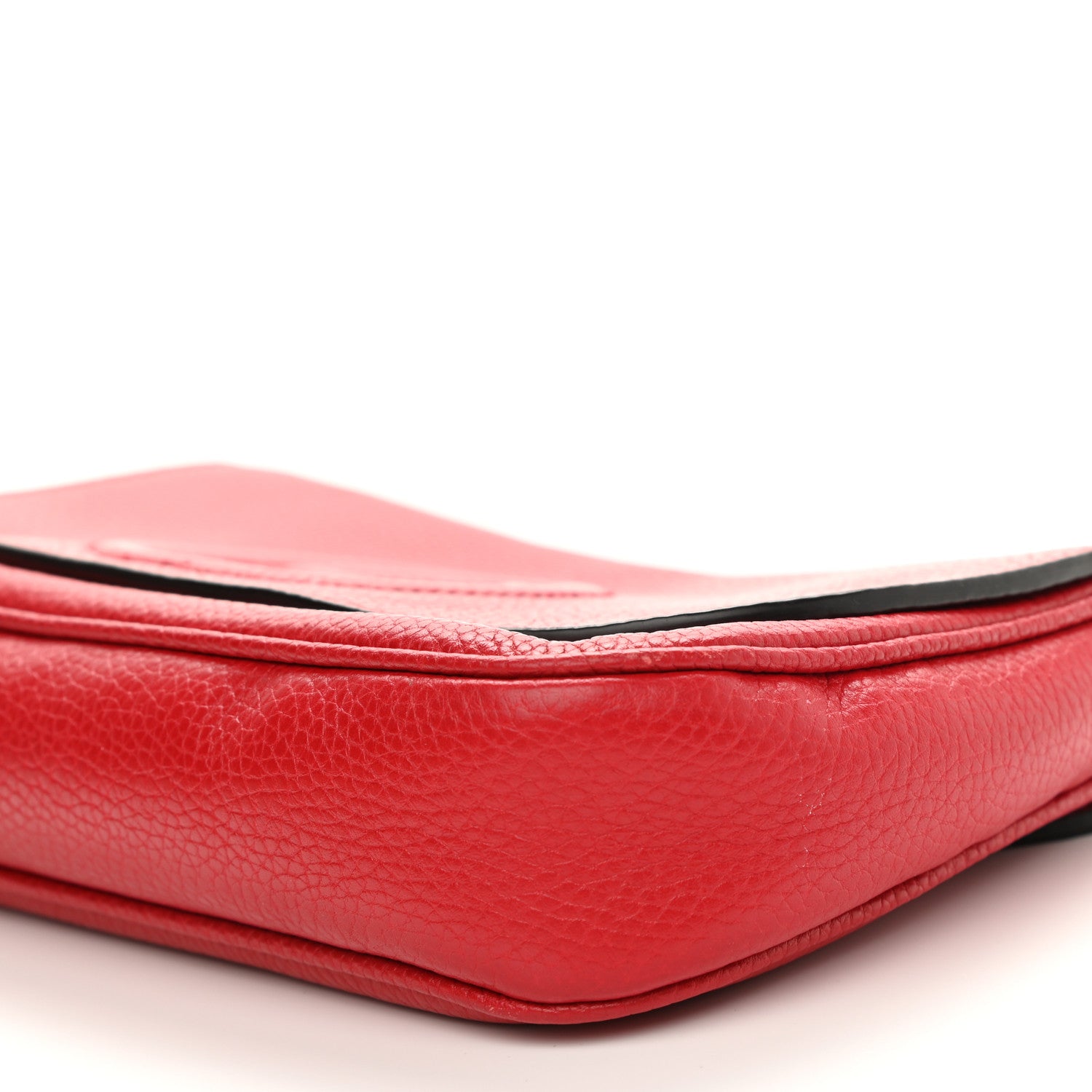 Gucci Pebbled Calfskin Medium Soho Flap Crossbody Vibrant Red 10 of 10