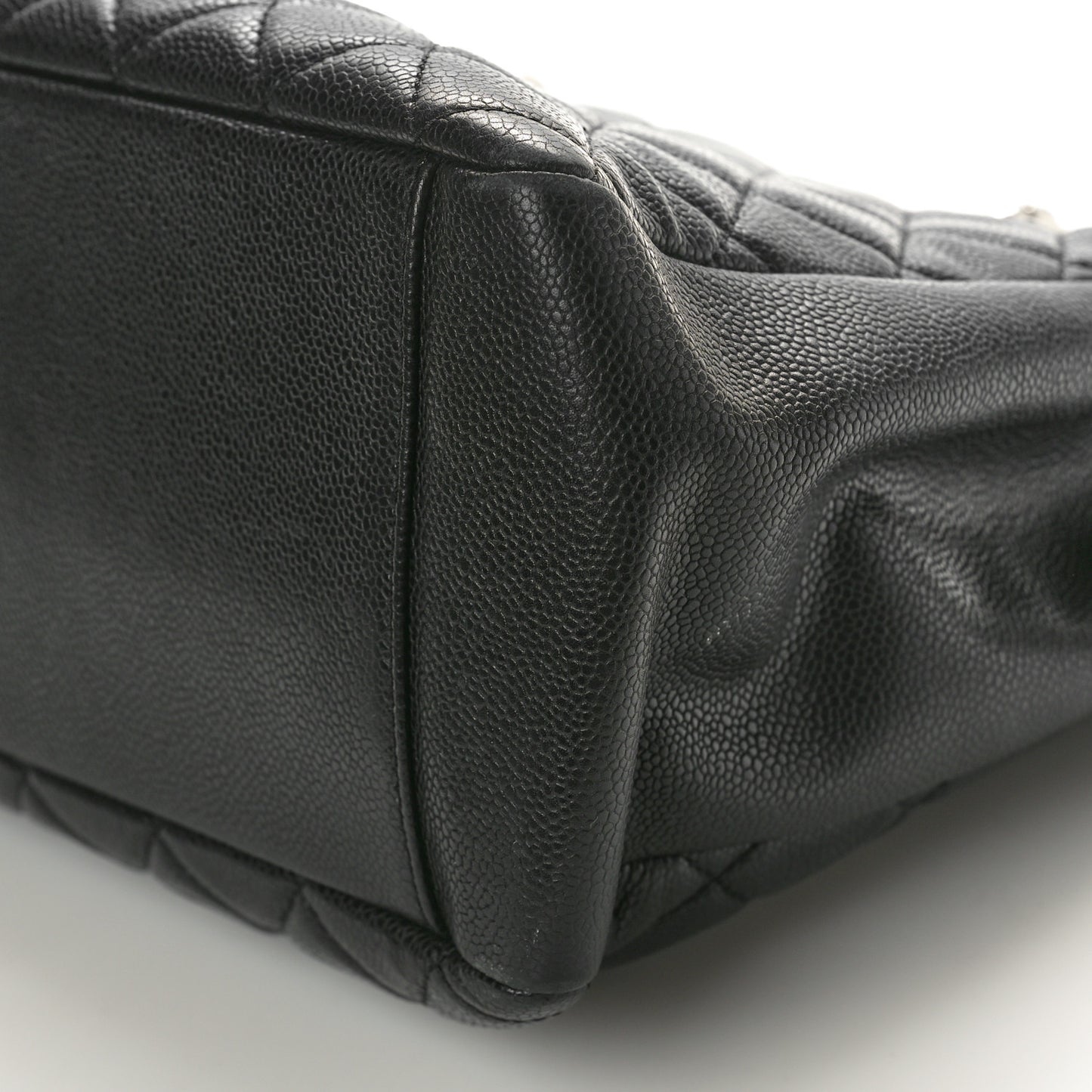 Caviar Quilted Grand Shopping Tote GST Black