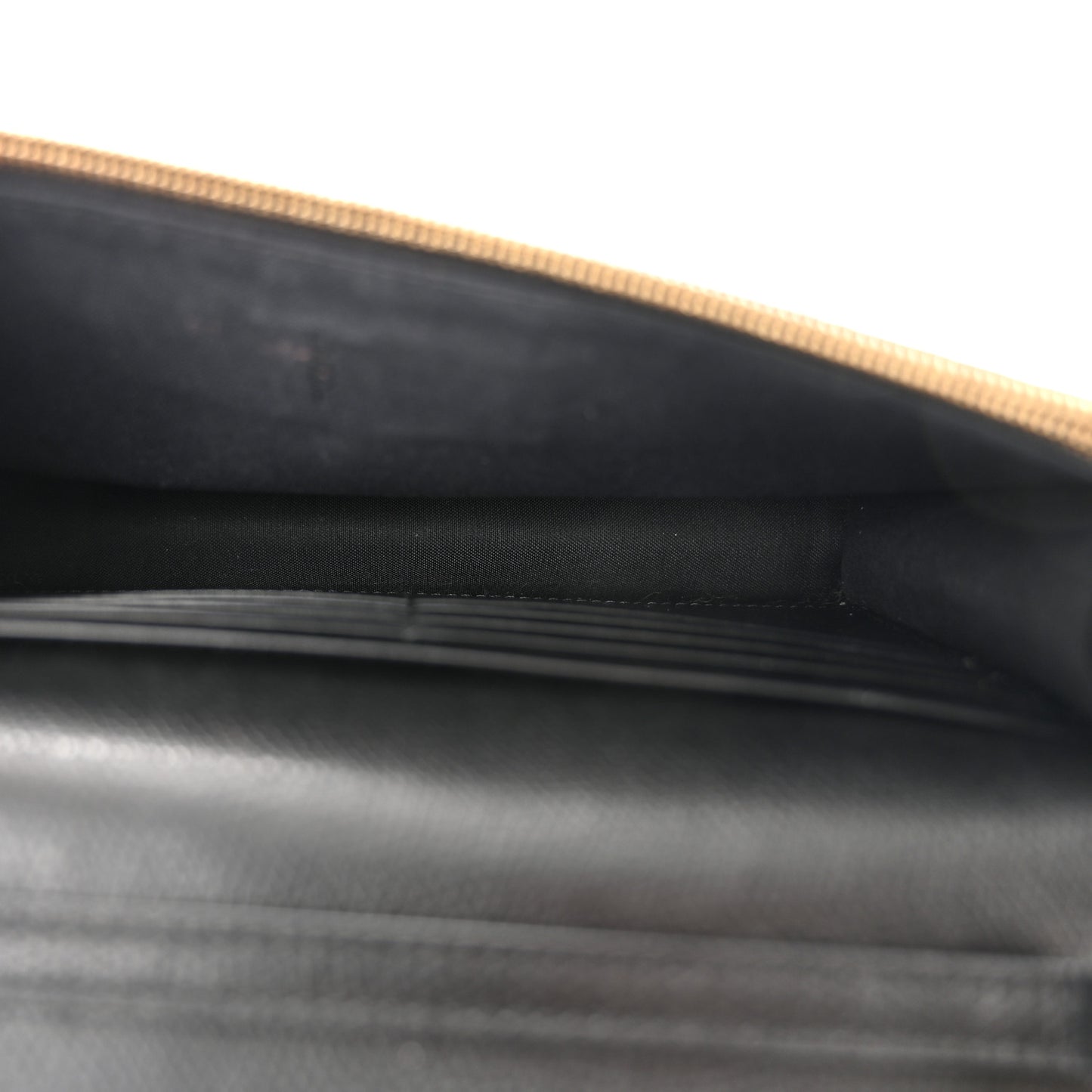 Vitello Cruise F is Fendi Bi-Color FF 1974 Embossed Medium Envelope Wallet On Chain Black Maya