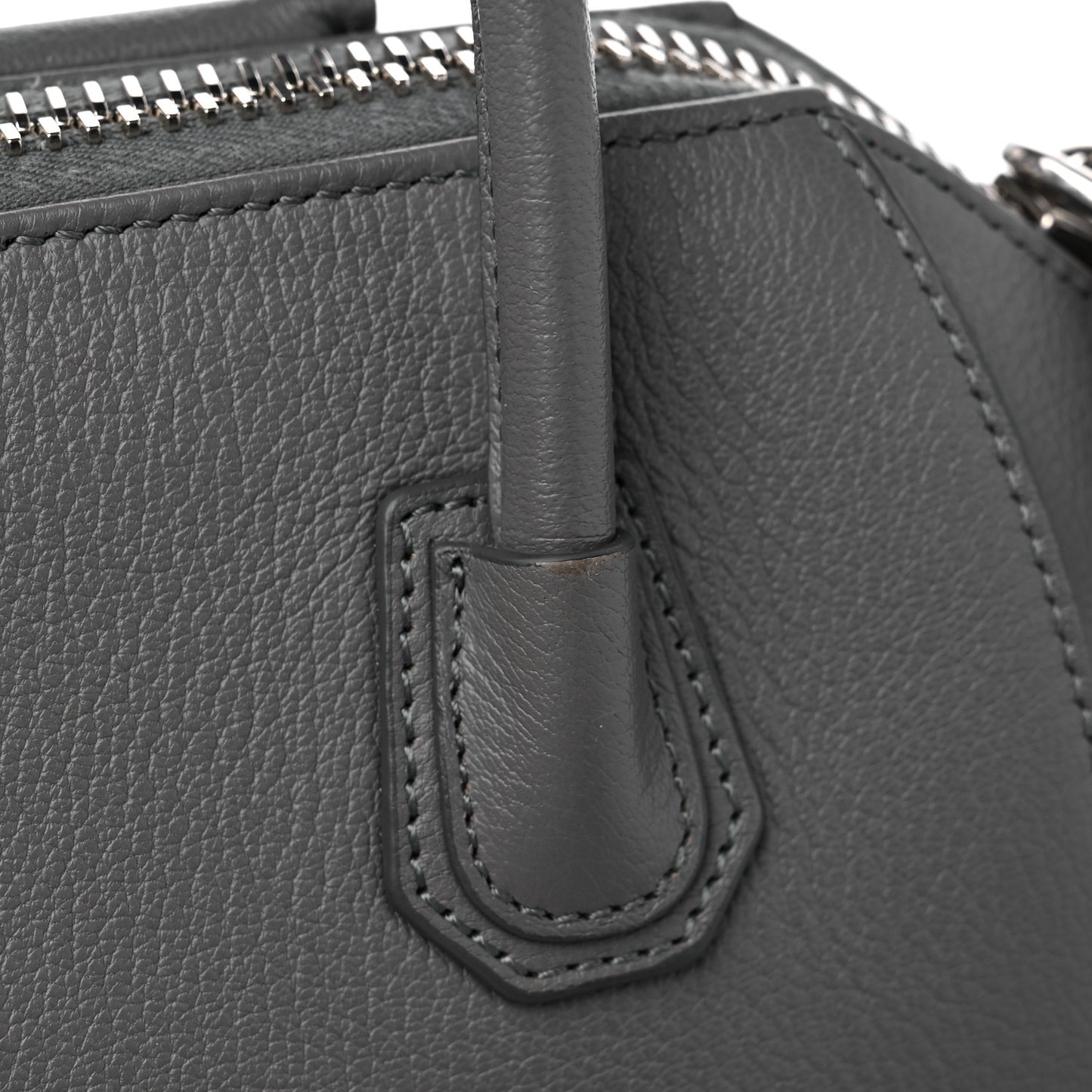 Sugar Goatskin Mini Antigona Pearl Grey