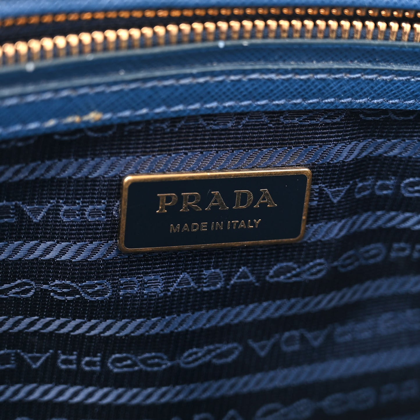 Saffiano Small Galleria Double Zip Tote Bluette