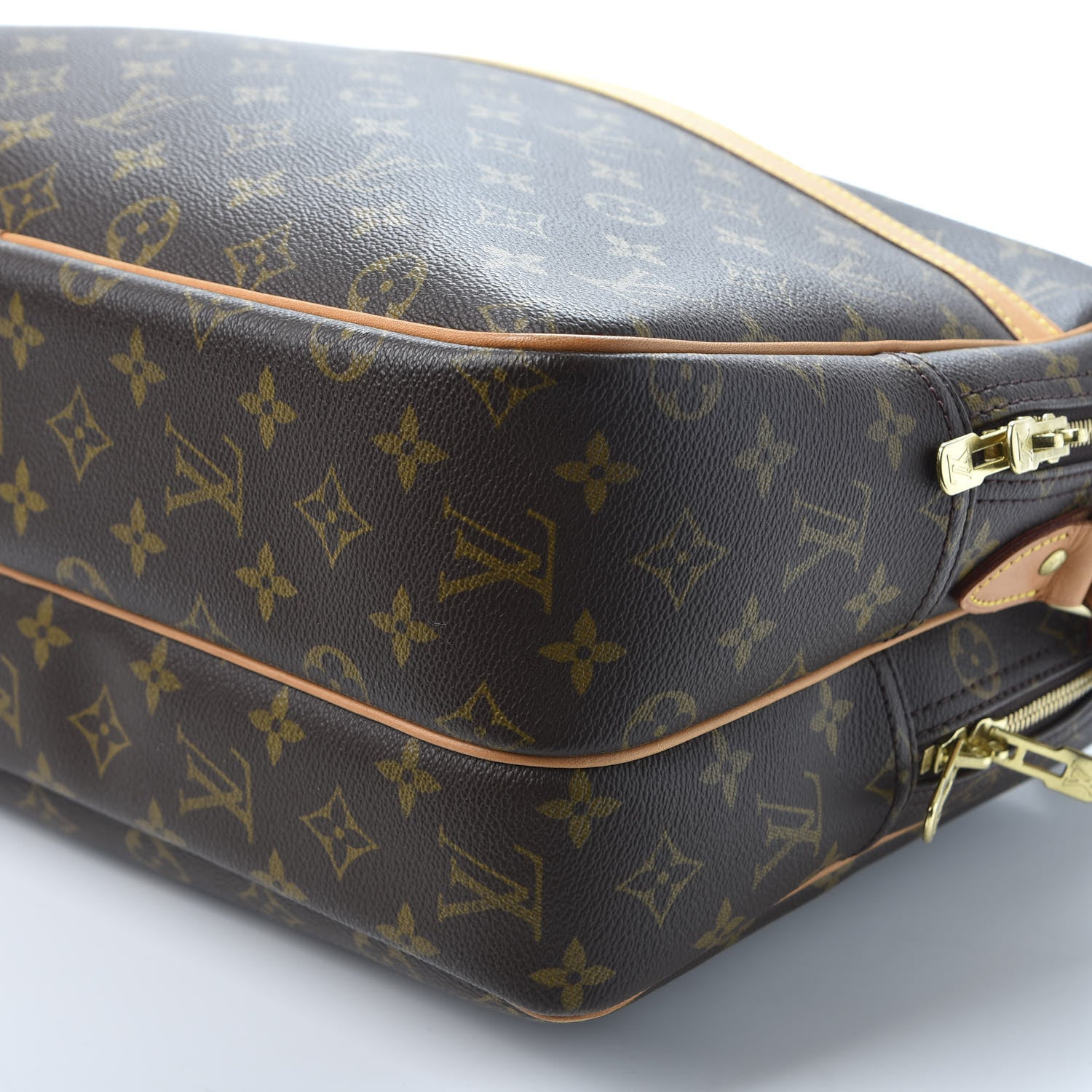 Louis Vuitton Monogram Reporter GM 6 of 8