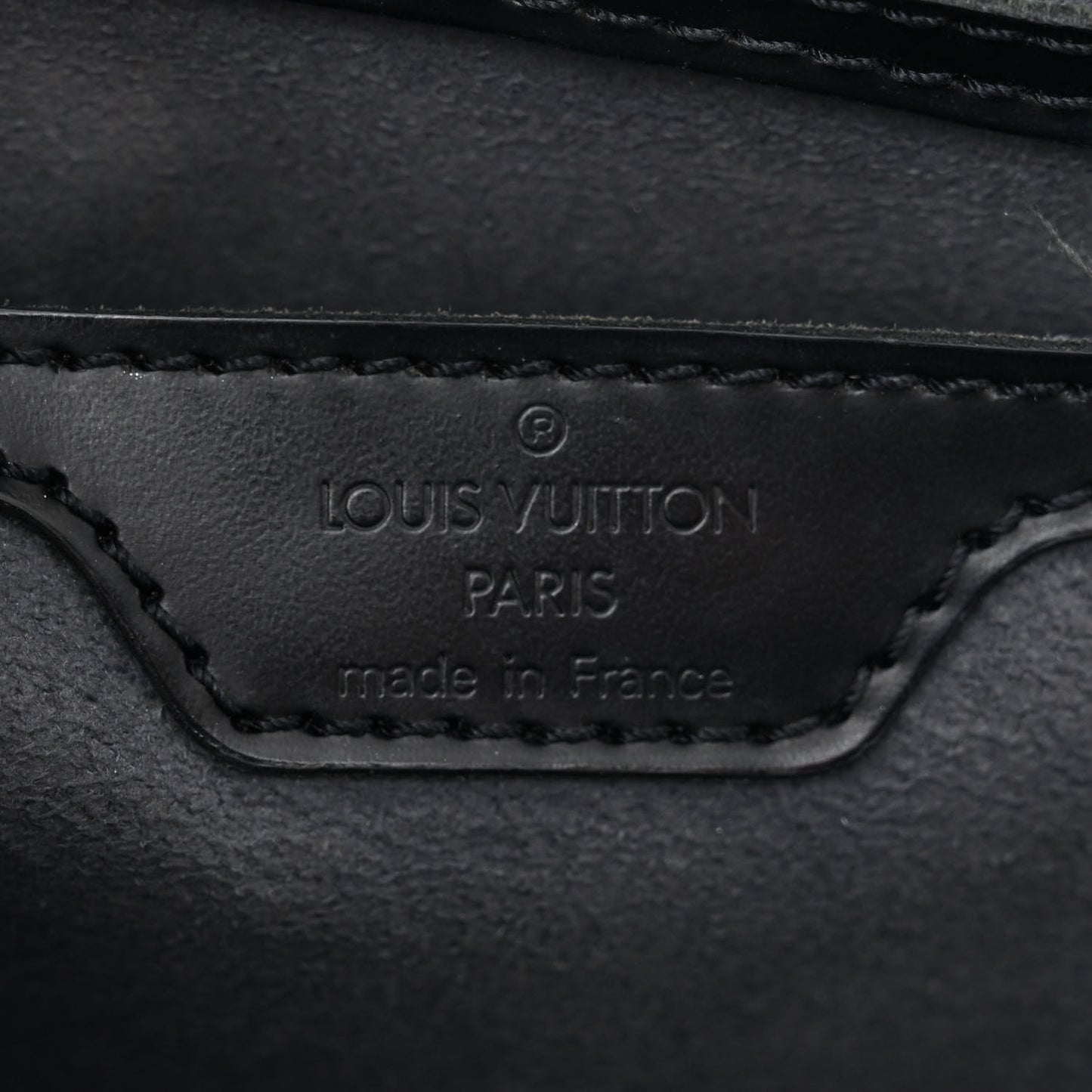 Epi Saint Jacques PM Long Straps Black