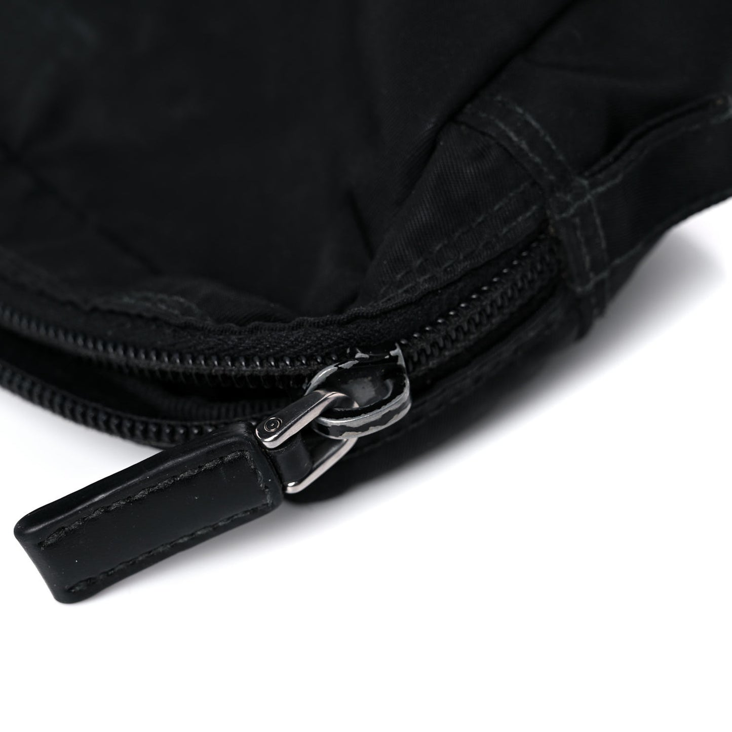 Nylon Tessuto Cosmetic Pouch Black