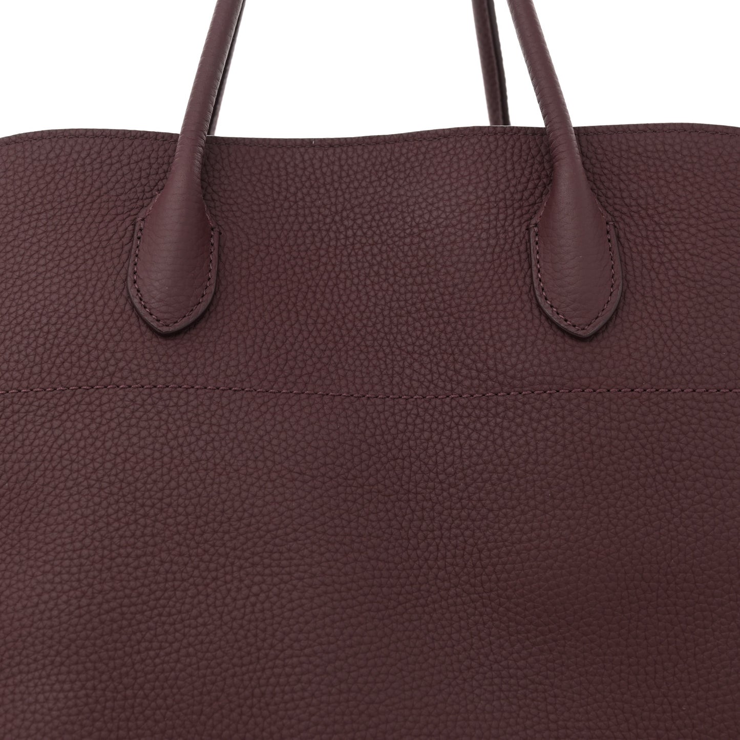 Matte Grained Calfskin Soft Margaux 17 Jam