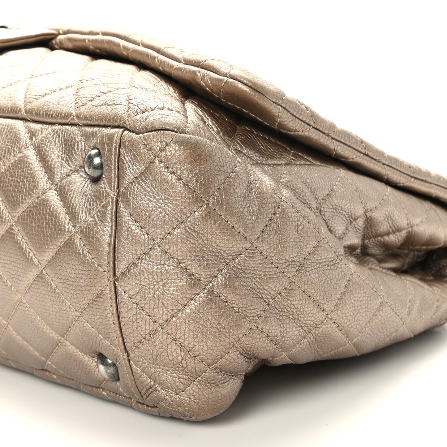 Metallic Calfskin Quilted XXL Travel Flap Bag Gold