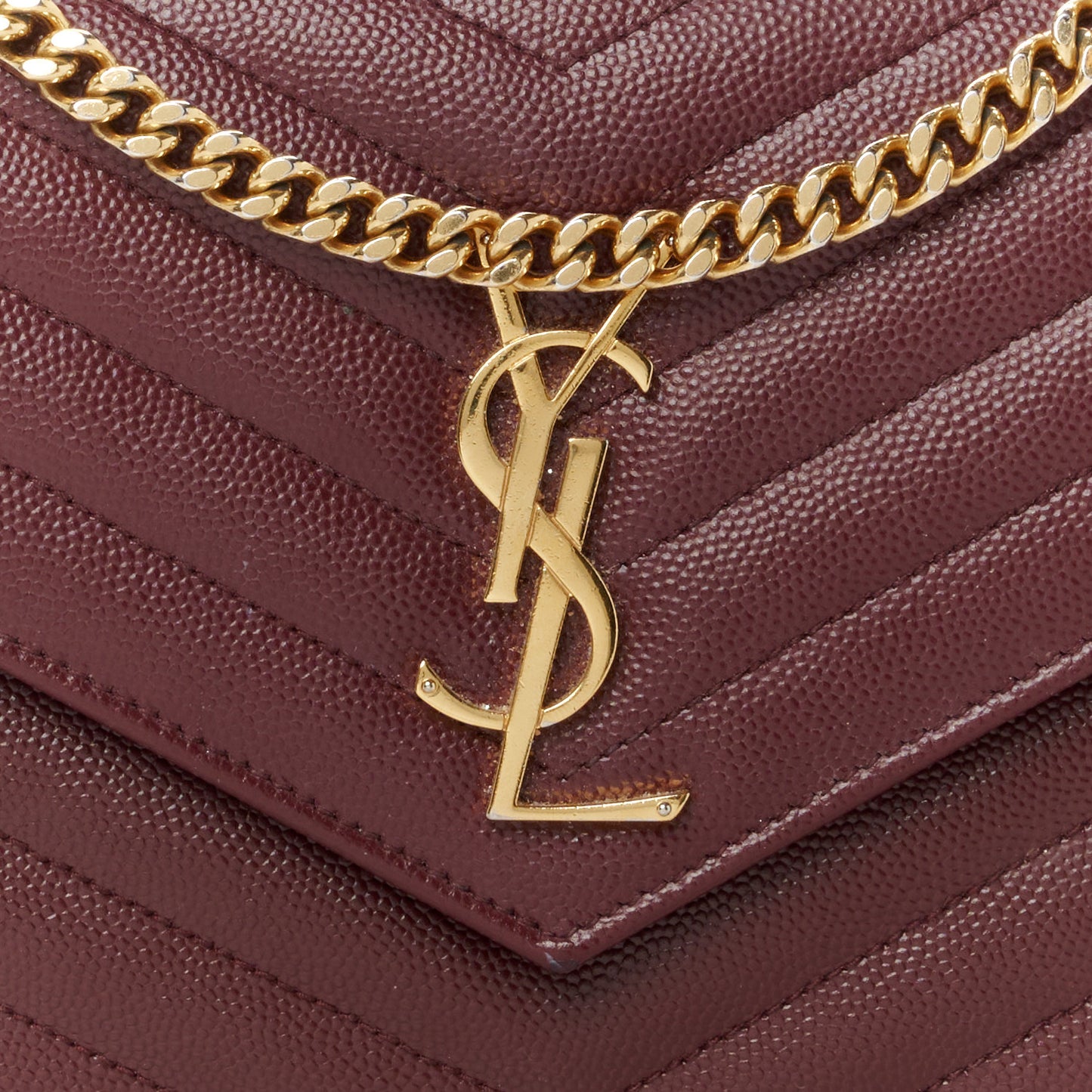 Grain De Poudre Matelasse Chevron Monogram Chain Wallet Rouge Legion