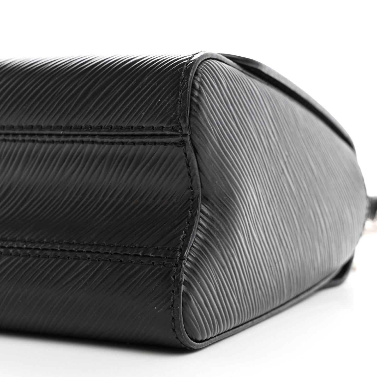 Epi Twist Shoulder Bag MM Black